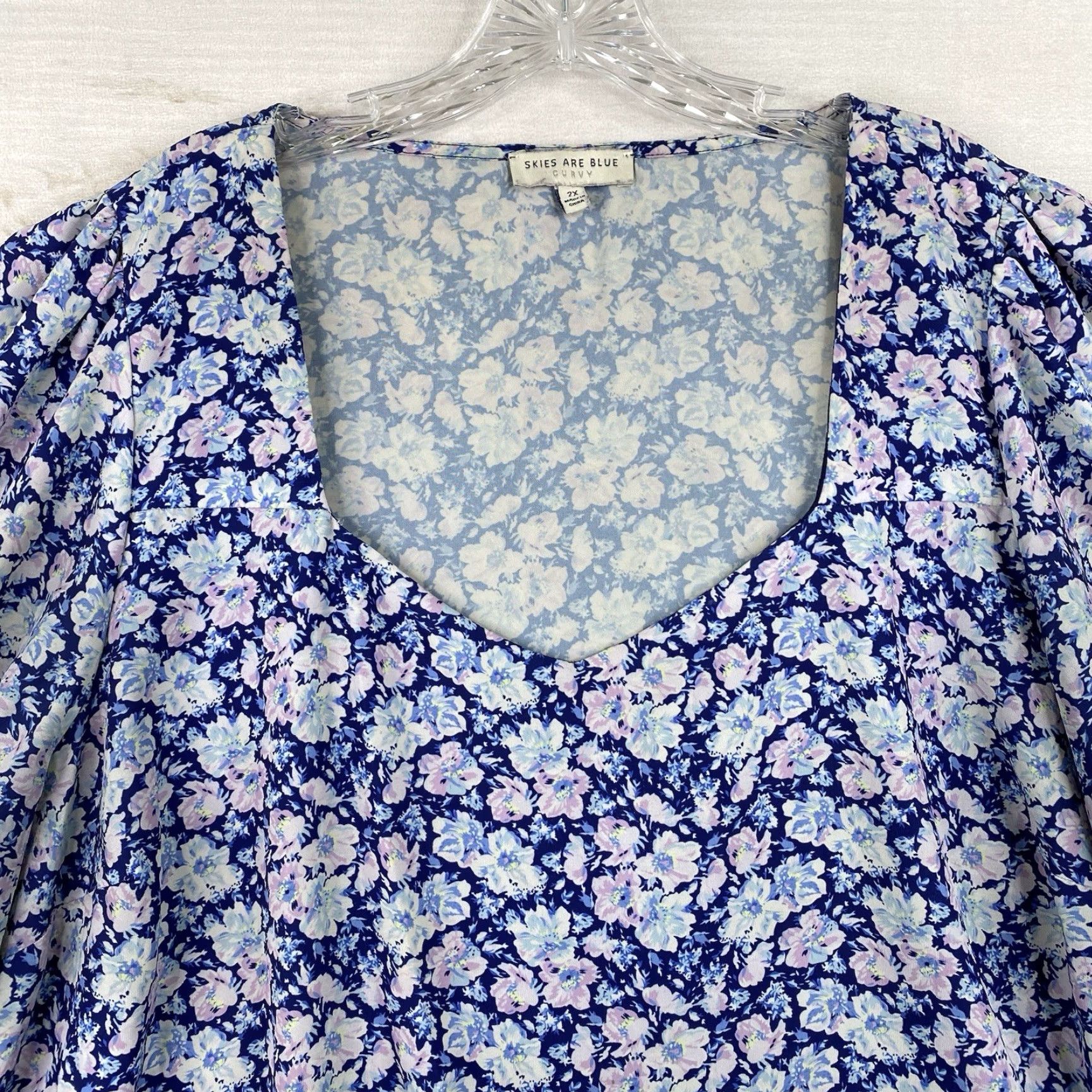Vintage Skies are Blue Skies are Blue Top Womens 2X Curvy Floral Short Sleeve V Neck Blouse Blue Bohemian 2X Womens Size XXL / US 16-18 / IT 52-54 - 2 Thumbnail