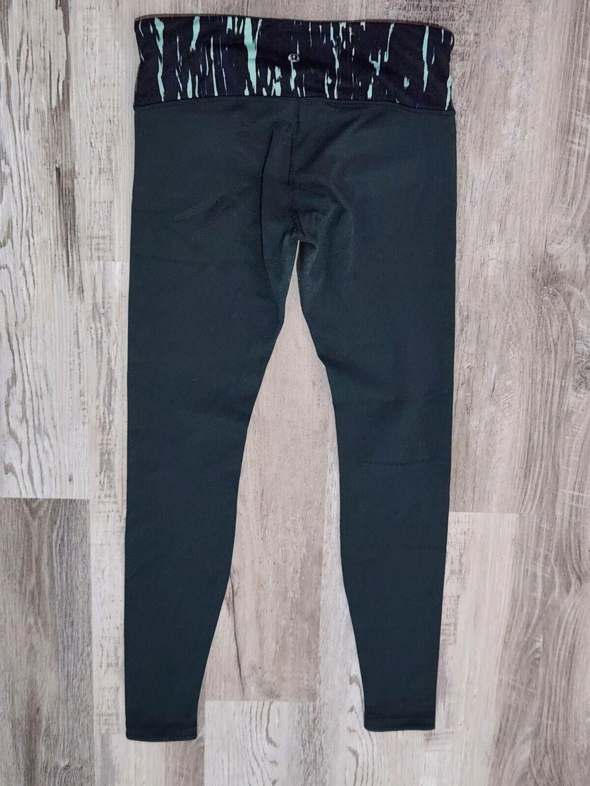 Designer Lululemon Leggings Wunder Under Pant III Reversible 8 Green Size 30" / US 8 / IT 44 - 9 Thumbnail
