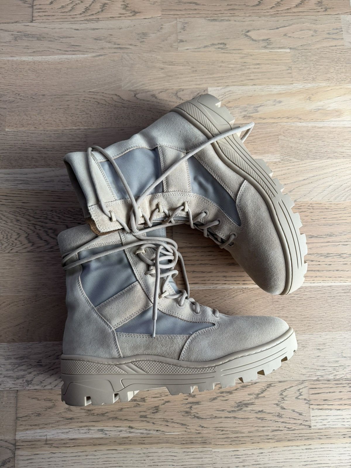 Yeezy Yeezy Season 4 Combat Boots Sand Size US 13 / EU 46 - 2 Thumbnail