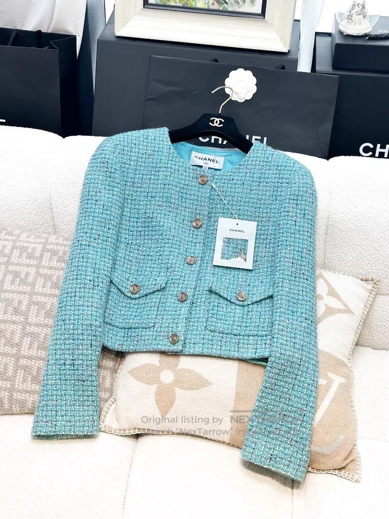 Chanel Chanel 25A Handicraft Workshop Lake Blue Colour Woven Twee Size XS / US 0-2 / IT 36-38 - 1 Thumbnail