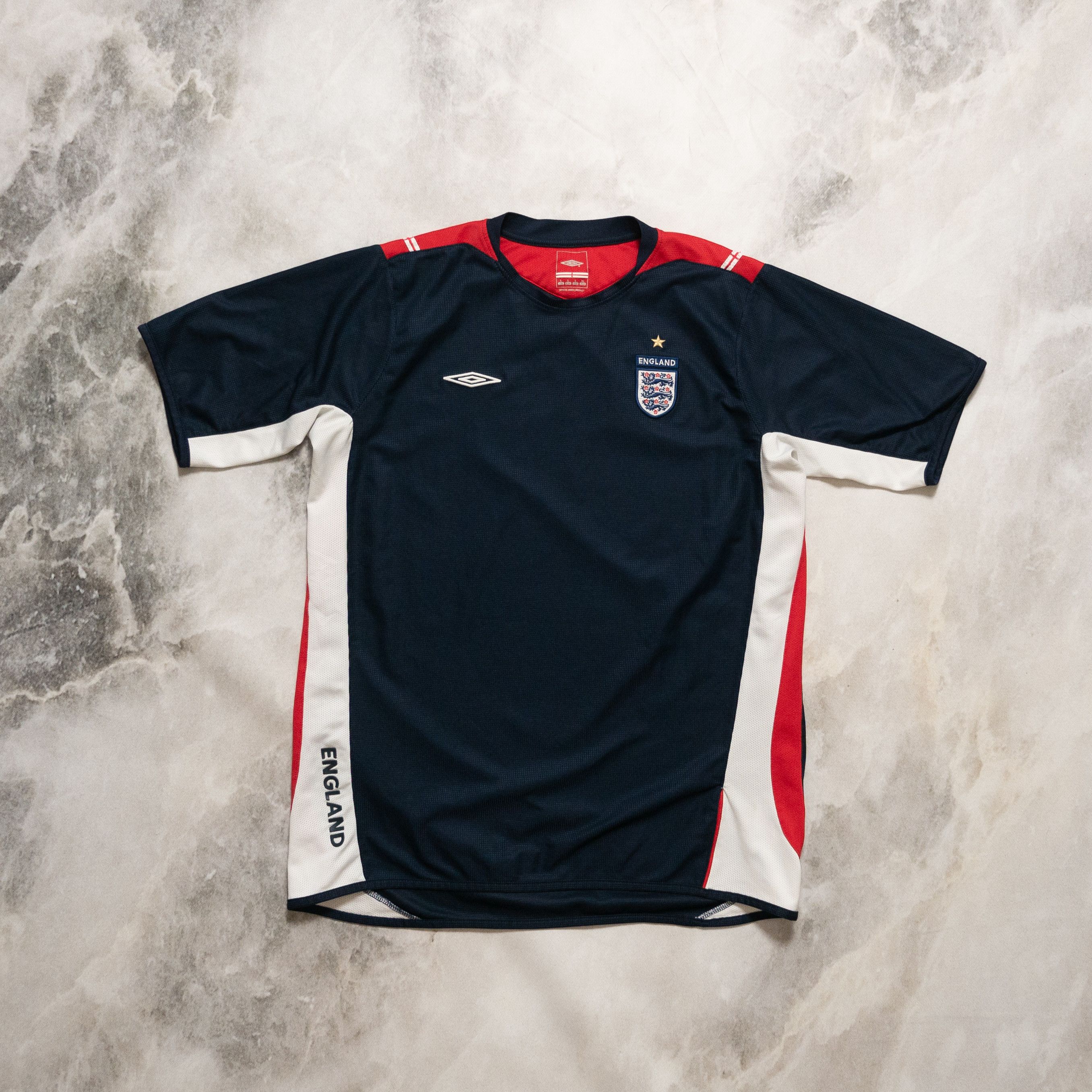 Umbro Vintage 00s Umbro England Training Jersey L Size US L / EU 52-54 / 3 - 1 Thumbnail