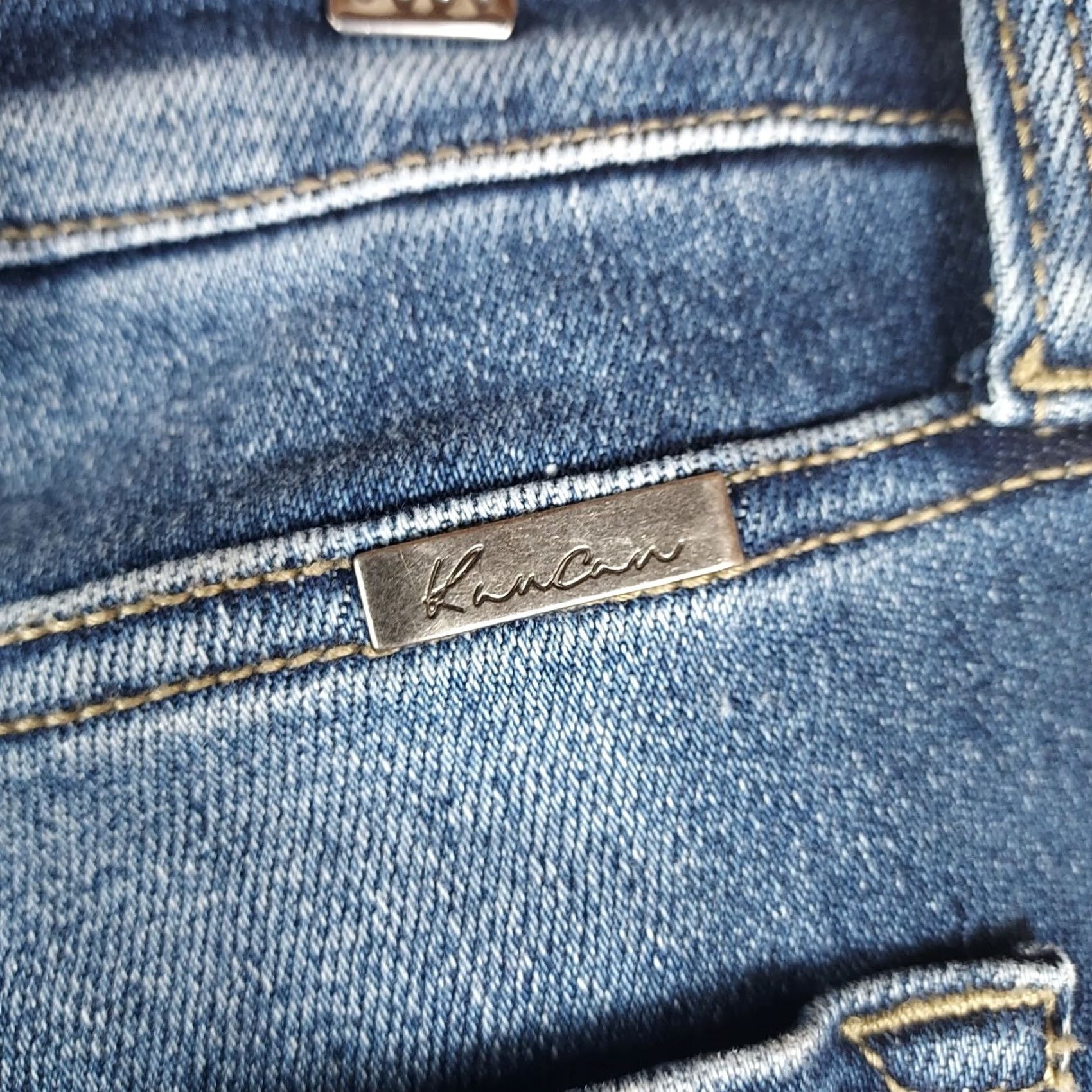 Vintage KanCan Jeans 27 Medium Wash Distressed Stretch Denim Jeans Raw Hem Women Regular Straight 5-Pocket Zip Size 27" / US 4 / IT 40 - 5 Thumbnail