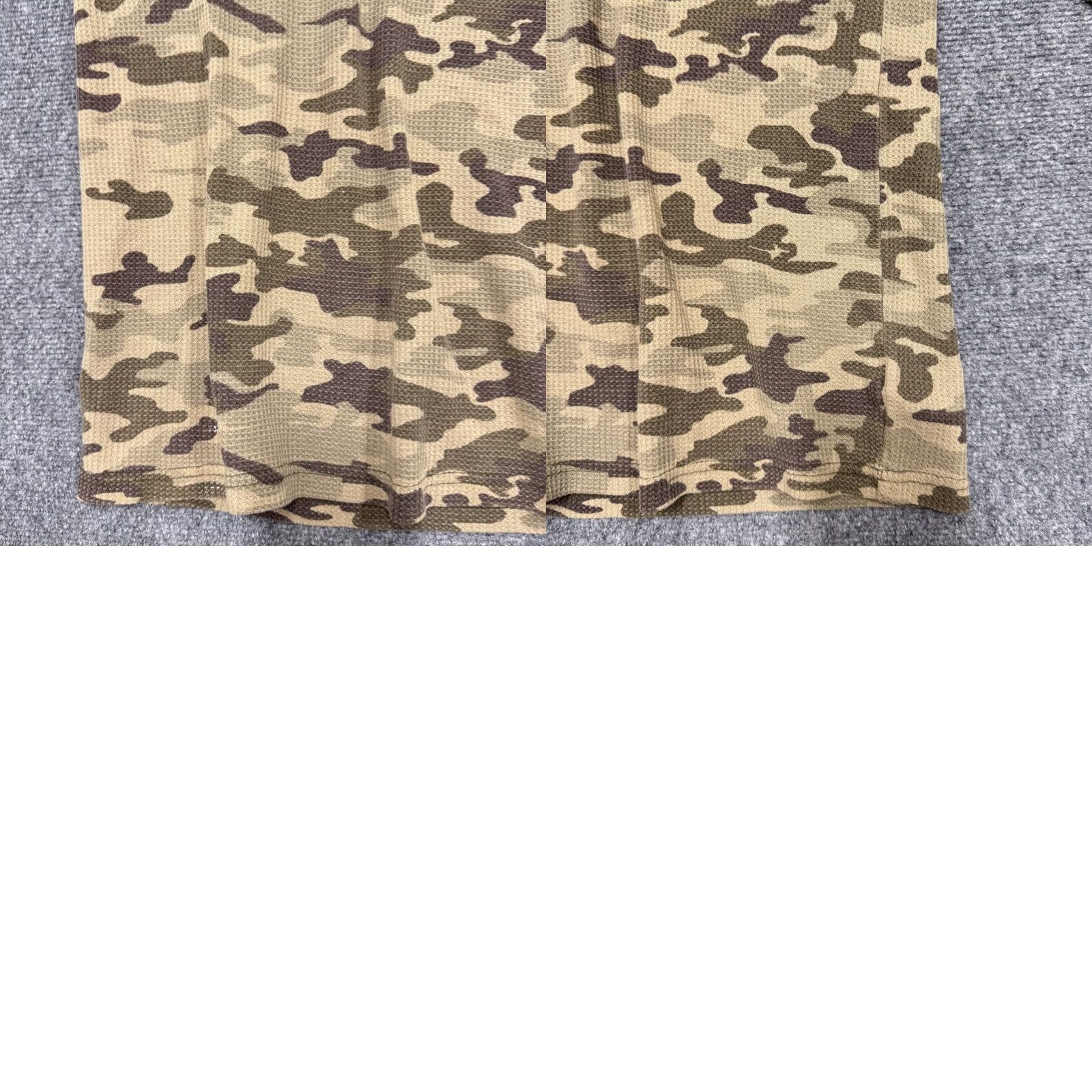 The Unbranded Brand The Unbranded Brand Camouflage Thermal Long Sleeve Shirt Mens L Multicolor 1/4 Button Up Stained Pullover Size US L / EU 52-54 / 3 - 9 Thumbnail