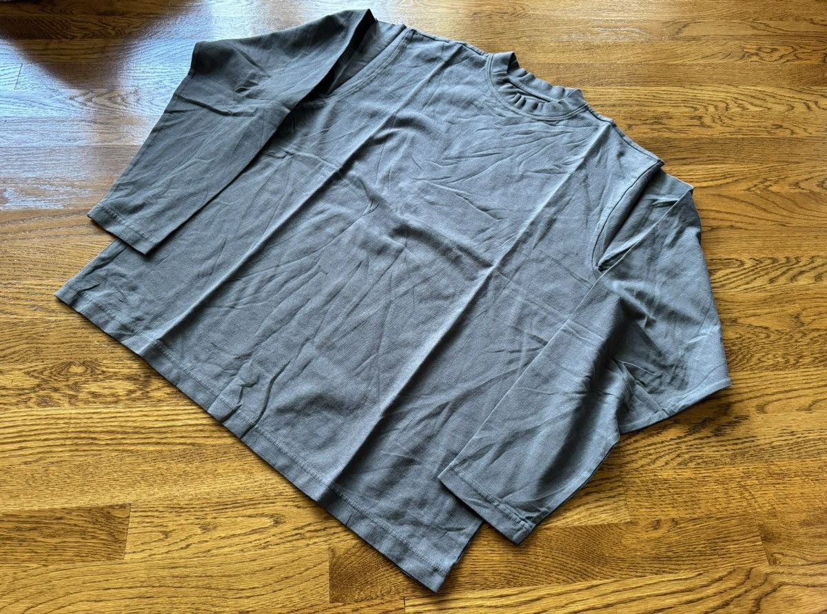Gap XL Gap Yeezy Long Sleeve T-Shirt Dark Gray Kanye West Tee Size US XL / EU 56 / 4 - 5 Thumbnail