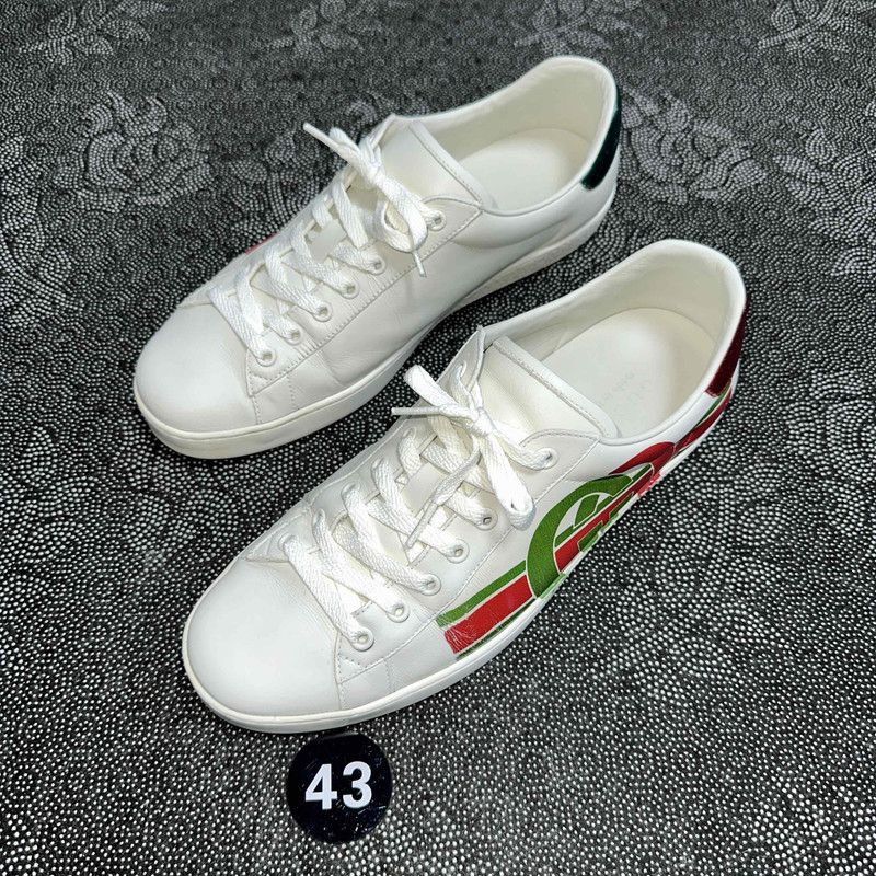 Gucci Gucci ACE Vintage Low-Top Sneakers for Men Size US 9.5 / EU 42-43 - 1 Thumbnail