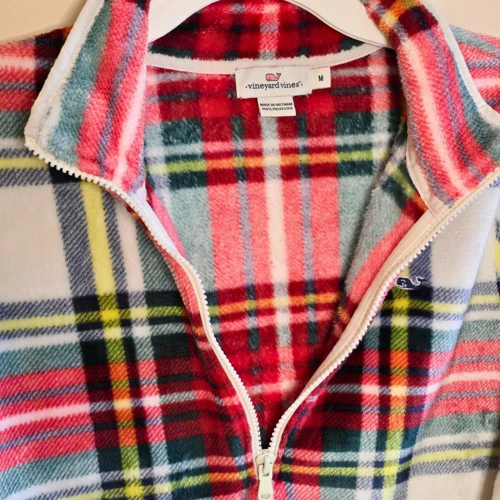 Vineyard Vines Vineyard Vines Women’s Plaid 1/4 Zip Fleece Pullover Size M Soft Lightweight Size M / US 6-8 / IT 42-44 - 8 Thumbnail