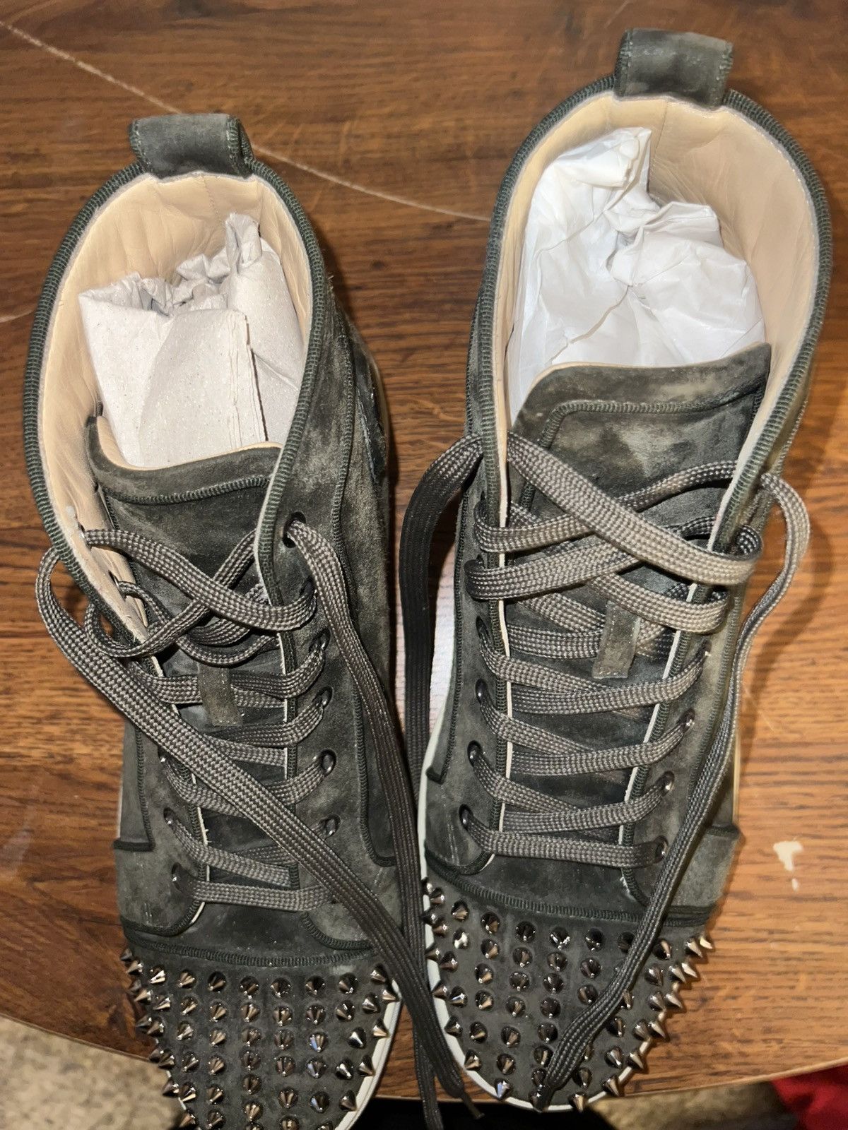 Christian Louboutin RED BOTTOMS FRONT SPIKES BARELY USED SIZE 44.5 / 11 Size US 11 / EU 44 - 4 Thumbnail