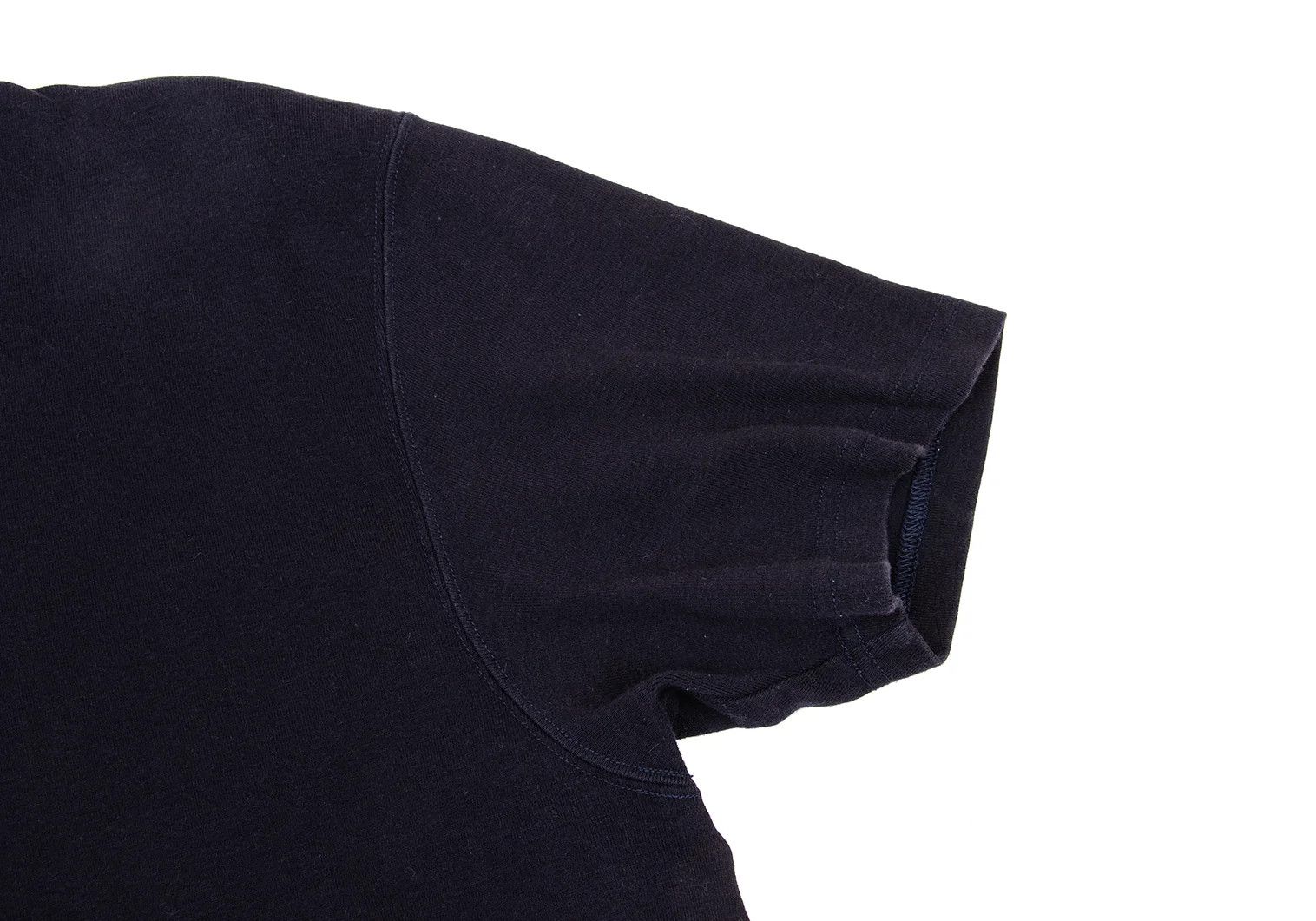 Issey Miyake Basic T-Shirt in Navy, Size L Size US L / EU 52-54 / 3 - 4 Thumbnail