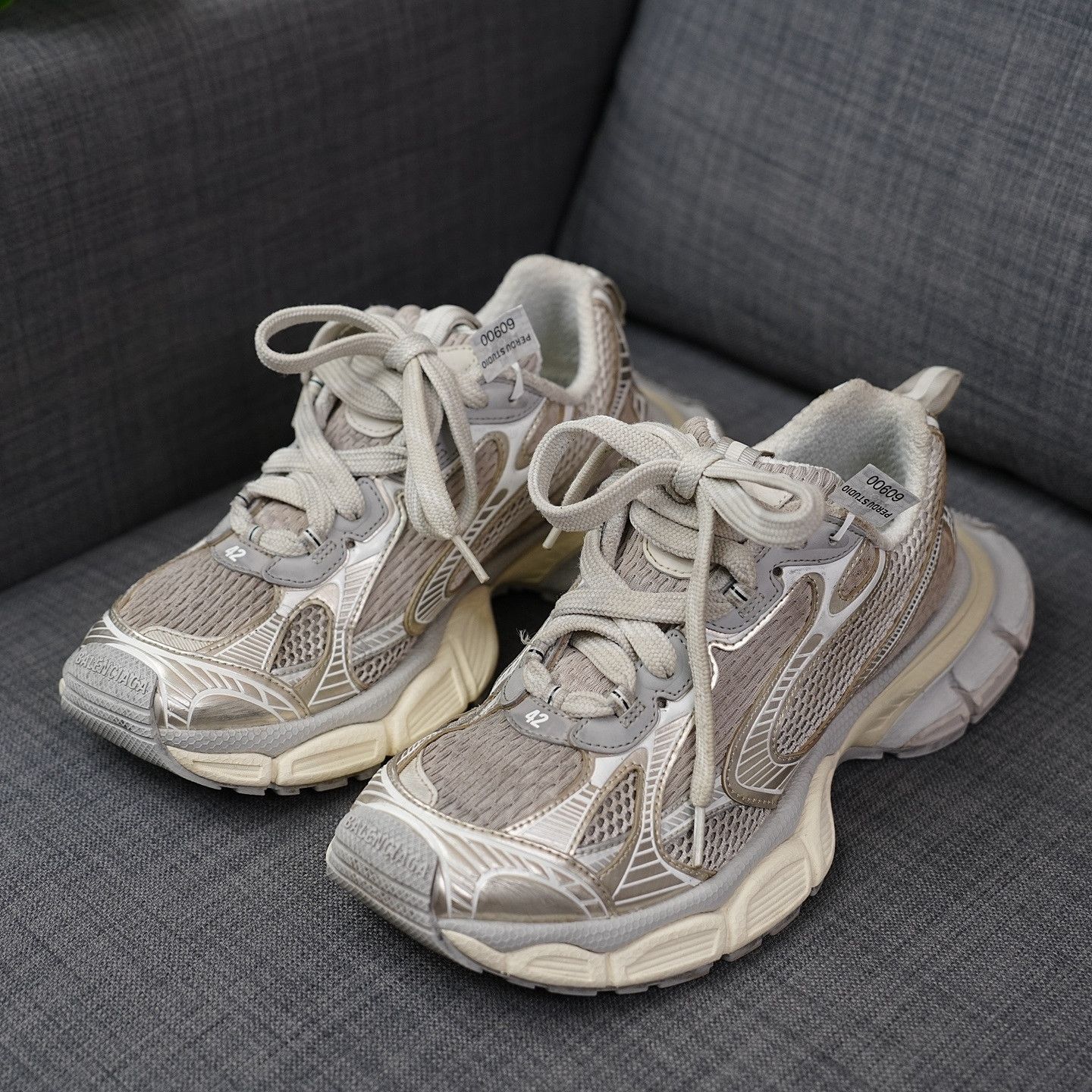 Balenciaga Balenciaga Men's HD Sneaker, IT 42 / US 9 | Grailed