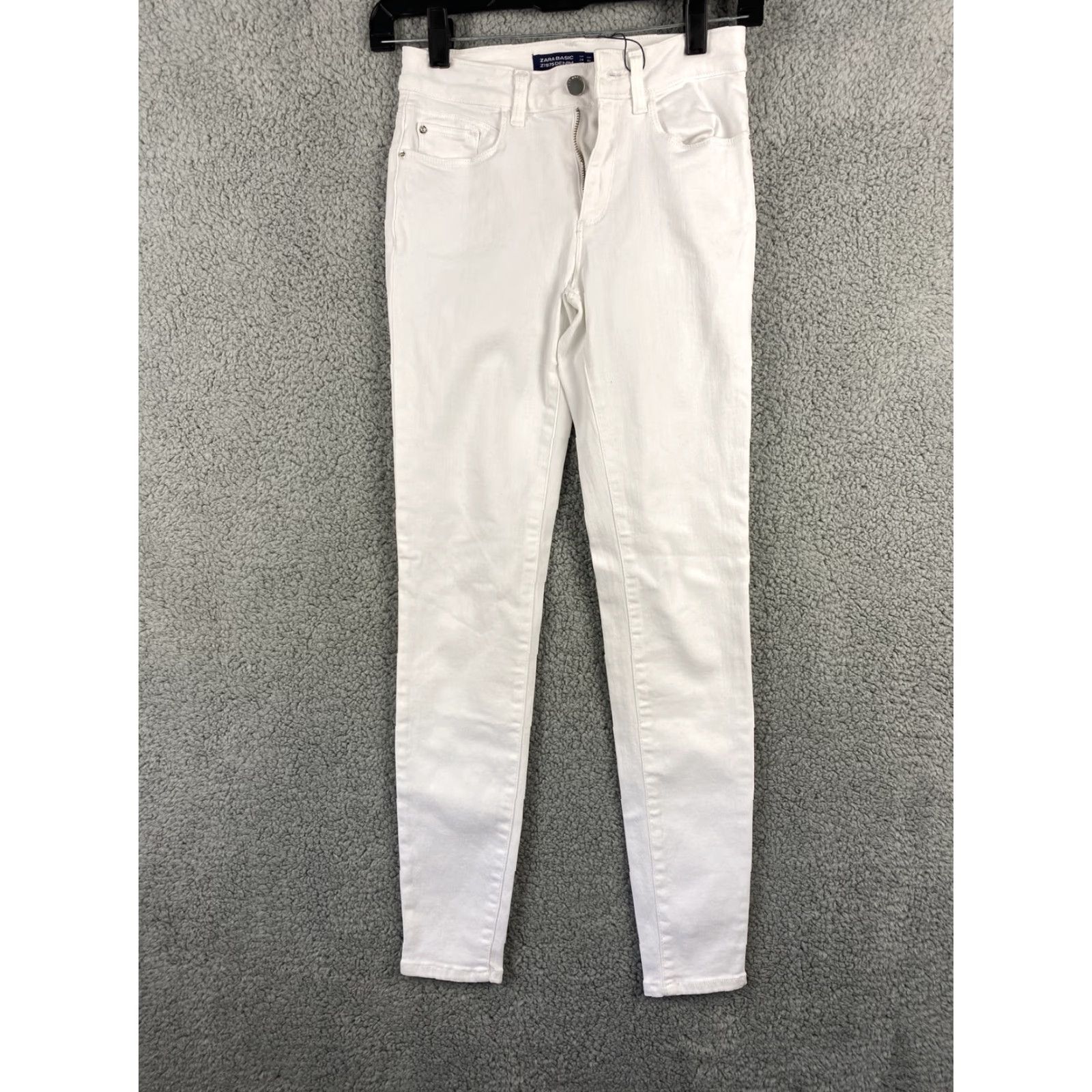 Zara Zara Jeans Women's Size 2 Slim Skinny Denim White Mid Rise Stretch / 31-31 Belt Loops Pockets 5-Pocket Design Regular Fit Machine Washable Size 26" / US 2 / IT 38 - 2 Thumbnail
