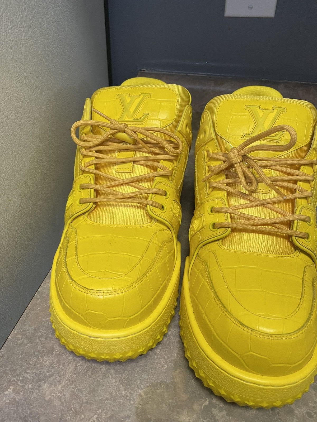 Louis Vuitton LV trainer maxi sneaker Size US 11 / EU 44 - 2 Thumbnail