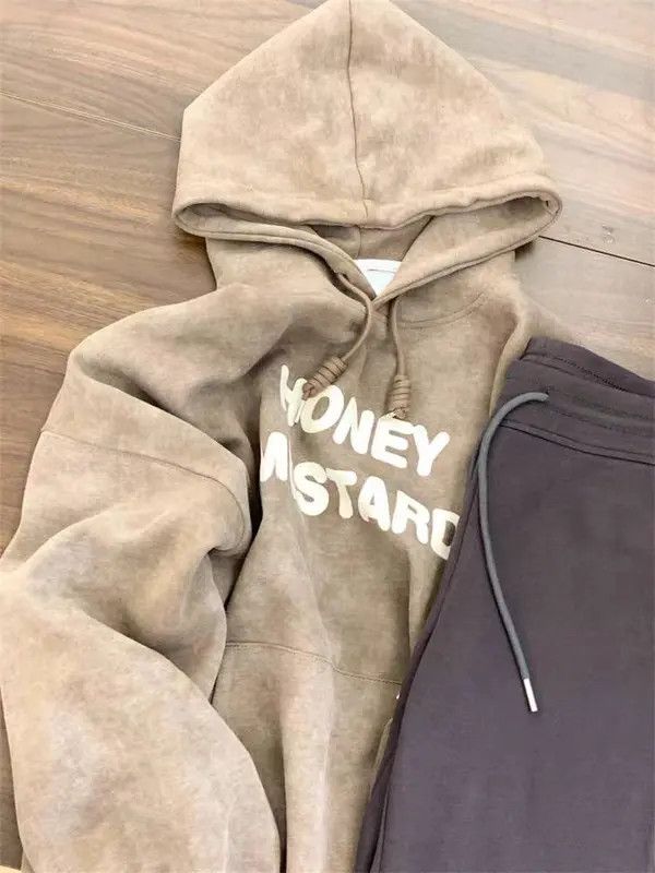 VIBE Vintage Street Letter Print Khaki L Hooded Sweatshirt Size US L / EU 52-54 / 3 - 8 Thumbnail