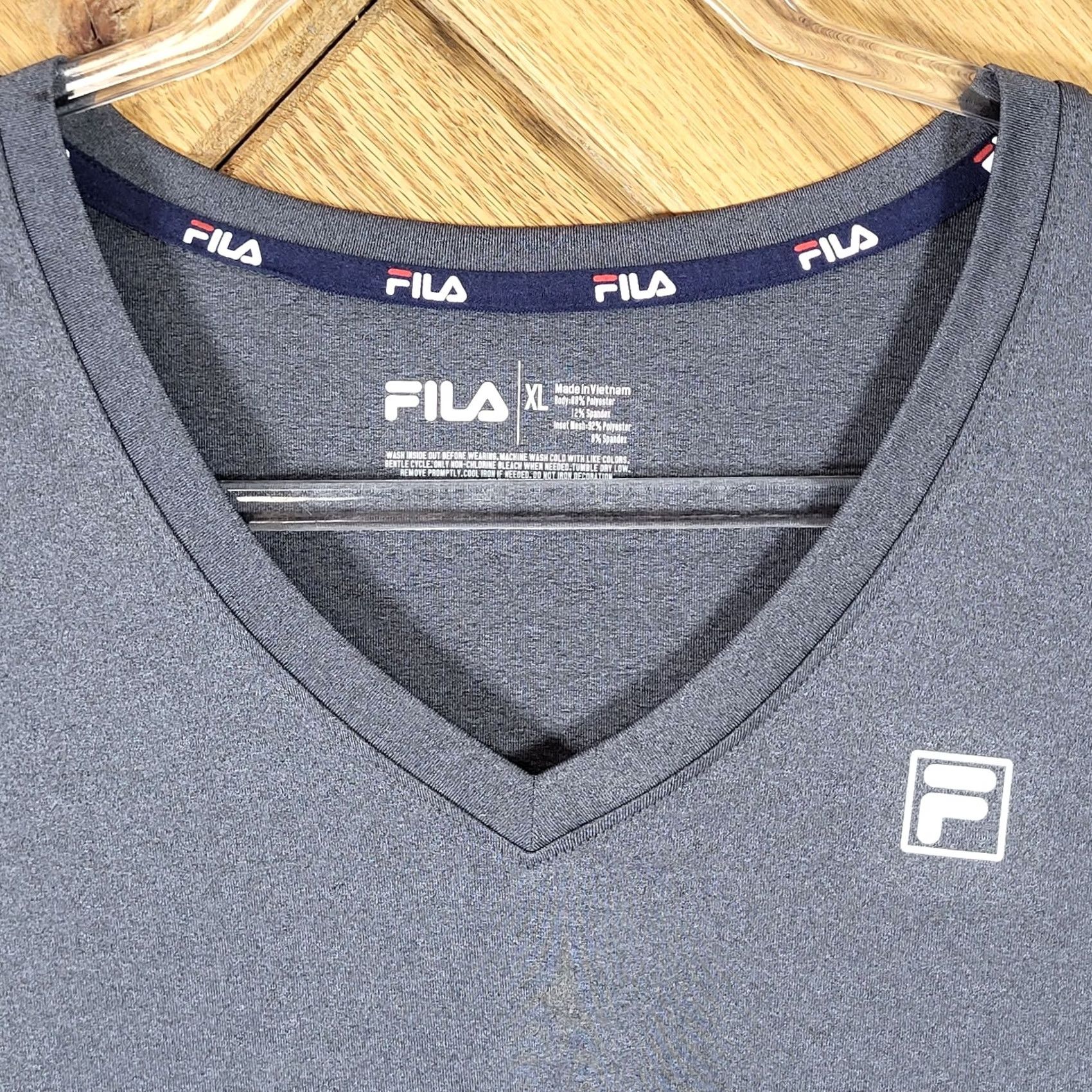 Fila FILA Womens T Shirt V-Neck Activewear Top XL Dark Gray Size XL / US 12-14 / IT 48-50 - 2 Thumbnail