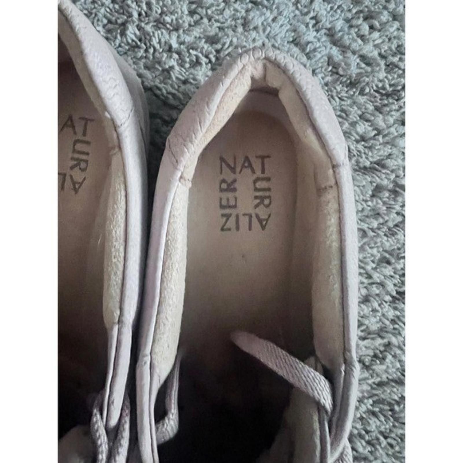 Other NATURALIZER Women's Light Pink Leather Lace Up Sneakers 7.5M Size US 7.5 / IT 37.5 - 2 Thumbnail