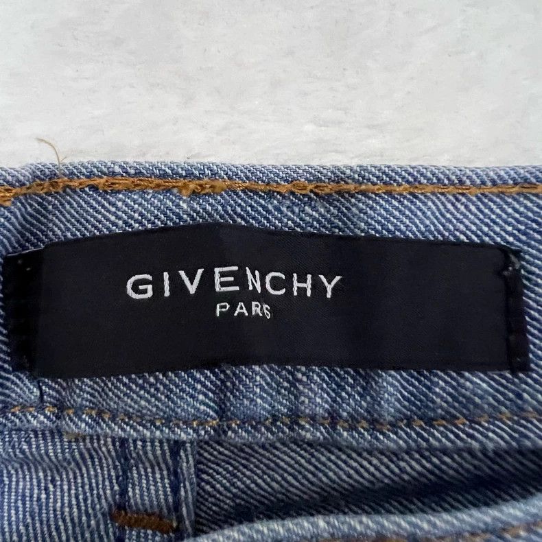 Givenchy Givenchy Logo Destroyed Straight-Leg Pants with Emblem Size US 26 / EU 42 - 3 Thumbnail