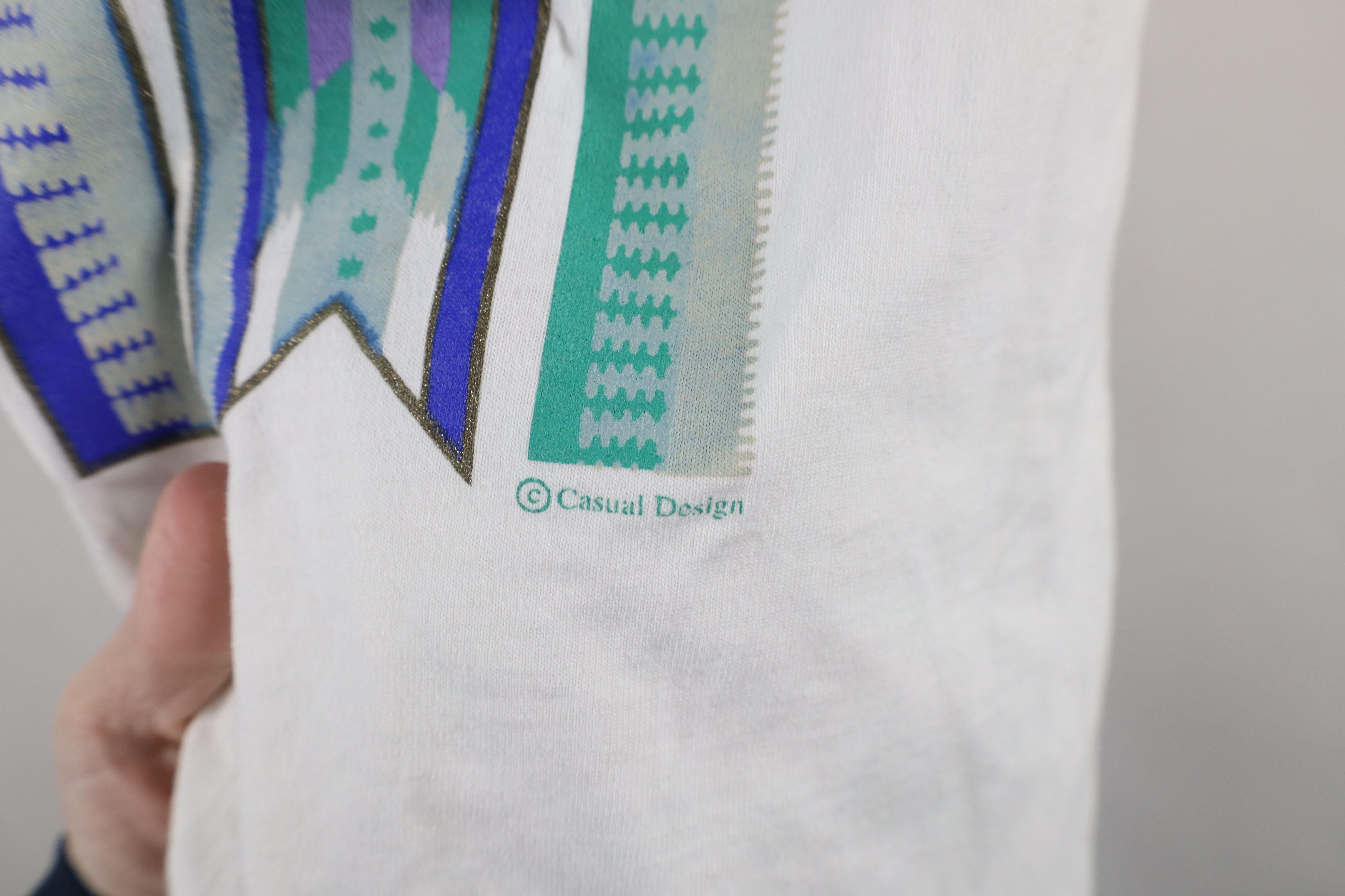 Vintage Vintage 90s Streetwear Arizona Southwestern Arrow T-Shirt Size US L / EU 52-54 / 3 - 7 Thumbnail