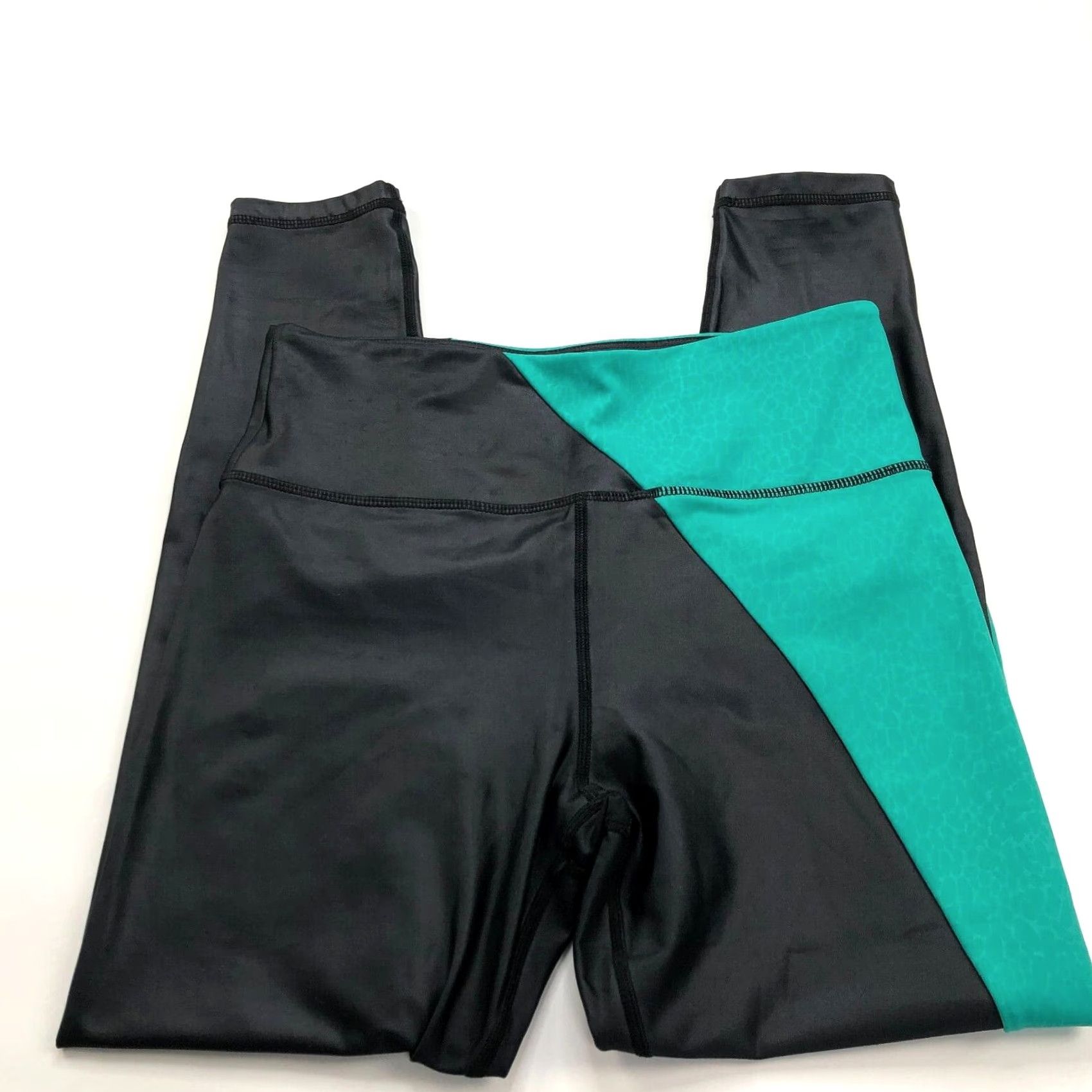 Vintage Zyia Active Leggings Black Green 8-10 28W 25L Athleisure Women S High Rise Ankle Solid 25 in Inseam Size 28" / US 6 / IT 42 - 5 Thumbnail