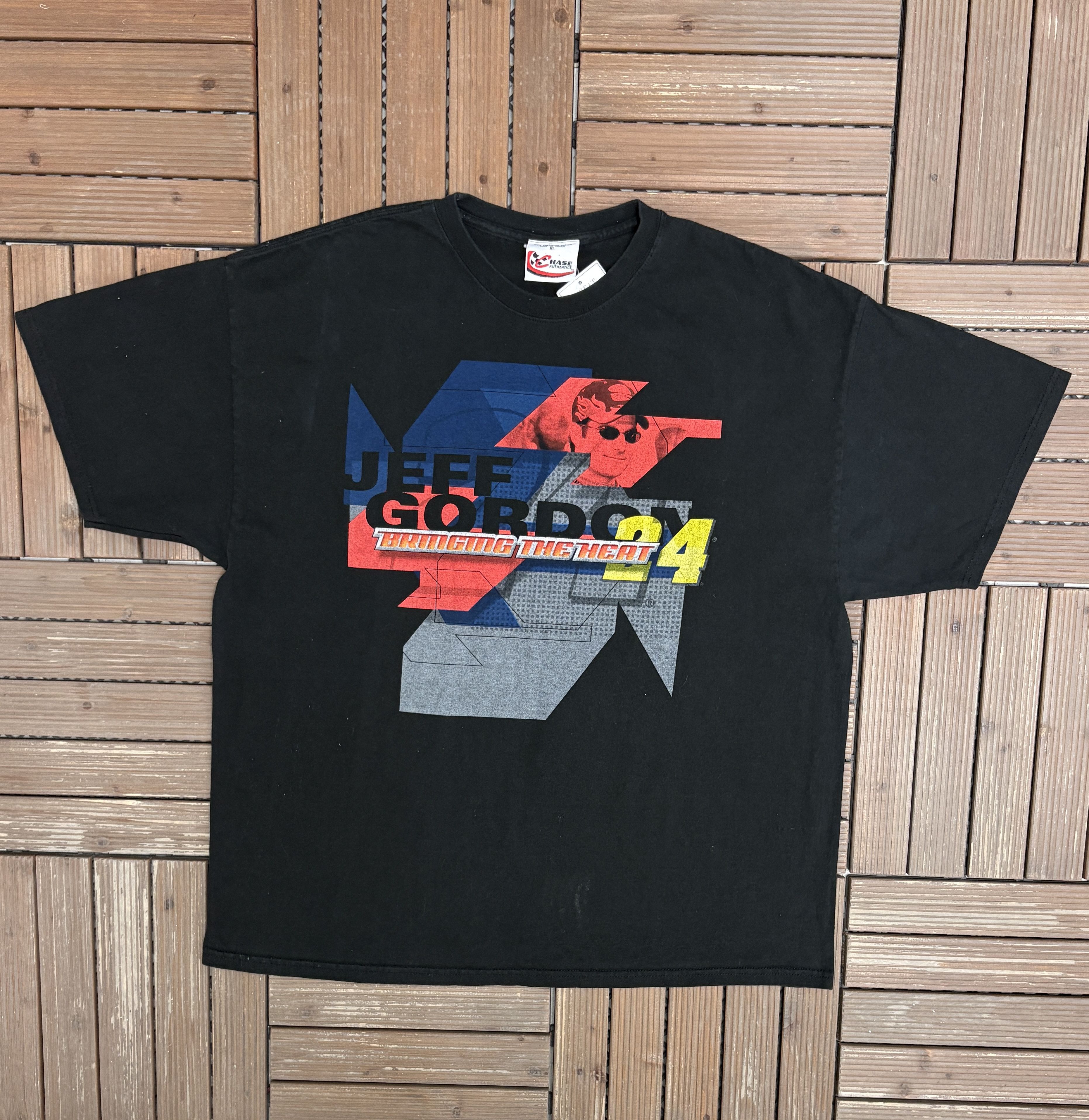 Vintage Jeff Gordon Bringing The Heat Vintage NASCAR T-Shirt Tee Size US XL / EU 56 / 4 - 1 Thumbnail