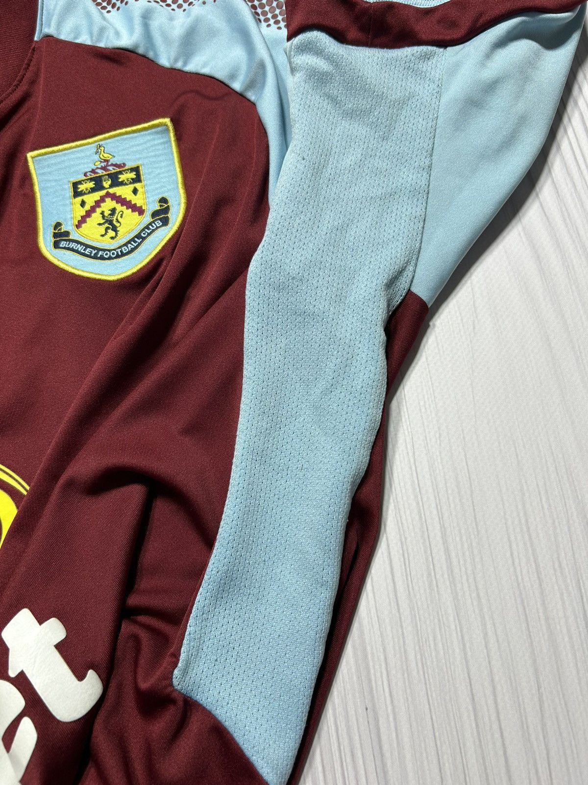 Puma FC Burnley #12 Brady 2017 Soccer Jersey Size L Size US L / EU 52-54 / 3 - 19 Thumbnail