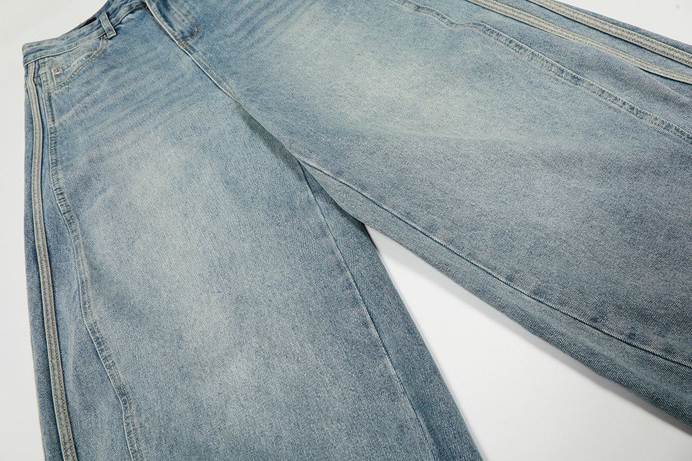 Vintage Men's Retro Loose-Fit Casual Clean Fit Curved-Leg Jeans Size US 32 / EU 48 - 4 Thumbnail