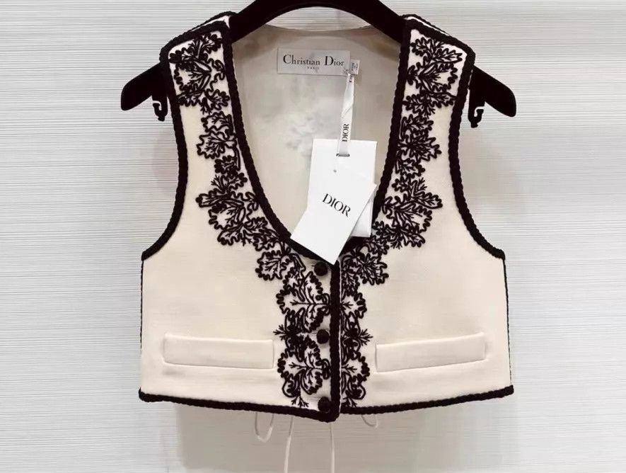 Dior Dior Embroidered Neo-Chinese Vest 40 Size M / US 6-8 / IT 42-44 - 1 Thumbnail