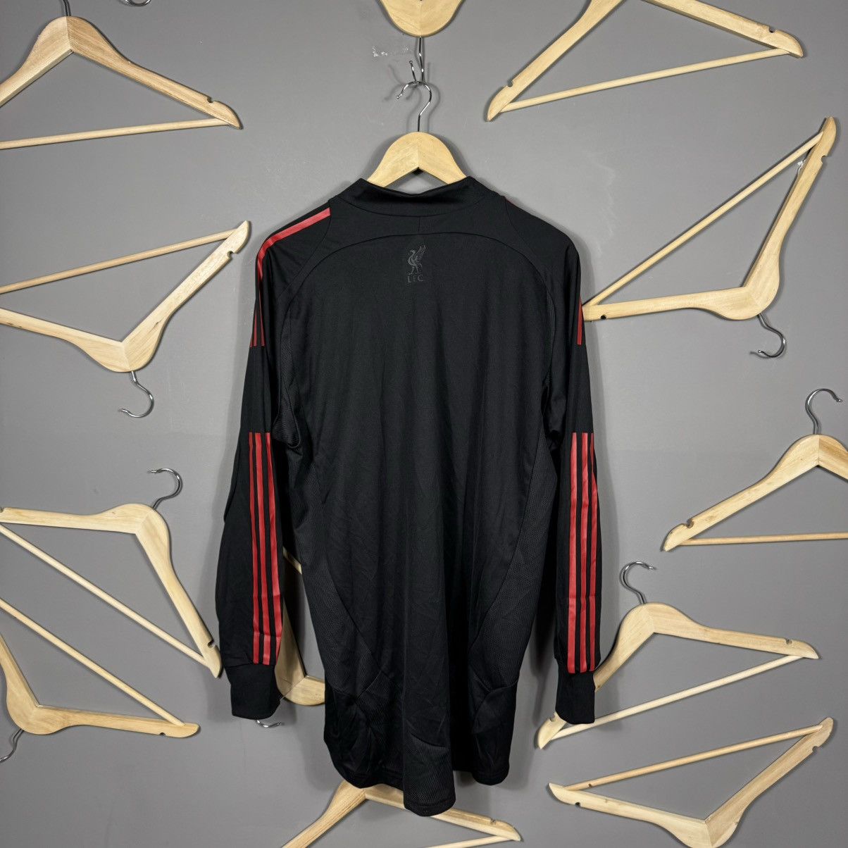 Vintage Adidas Liverpool 2008 ForMotion Goalkeeper Soccer Jersey Size US L / EU 52-54 / 3 - 9 Thumbnail