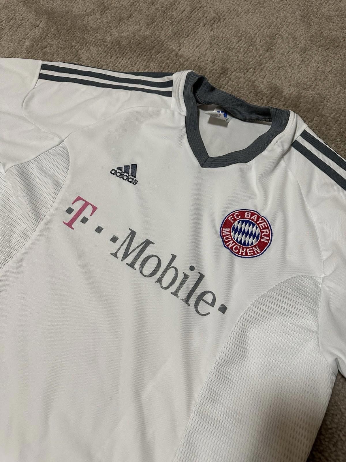 Adidas BAYERN MUNICH 2003/04 AWAY FOOTBALL ADIDAS Soccer Jersey Size US XL / EU 56 / 4 - 7 Thumbnail