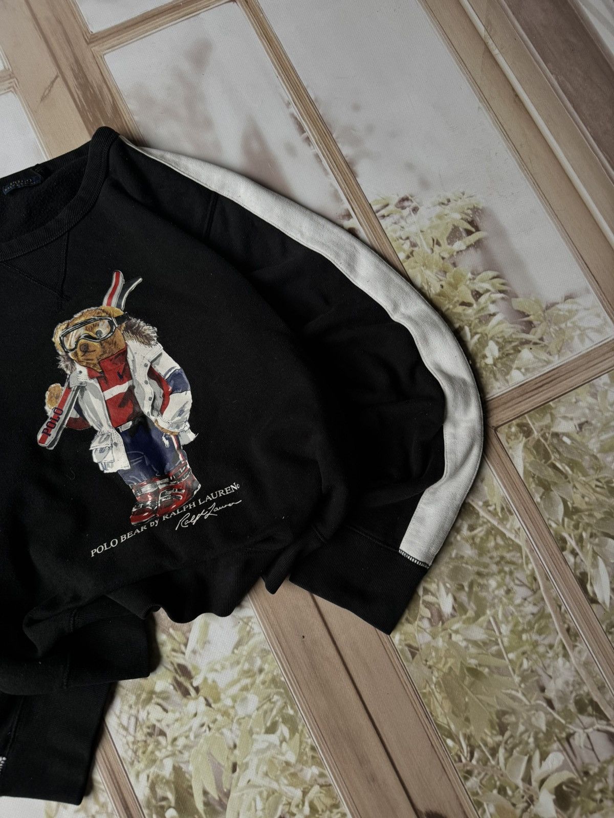 Polo Ralph Lauren RARE Polo Ralph Lauren Ski Bear Crewneck Black Vintage Style Size US M / EU 48-50 / 2 - 4 Thumbnail