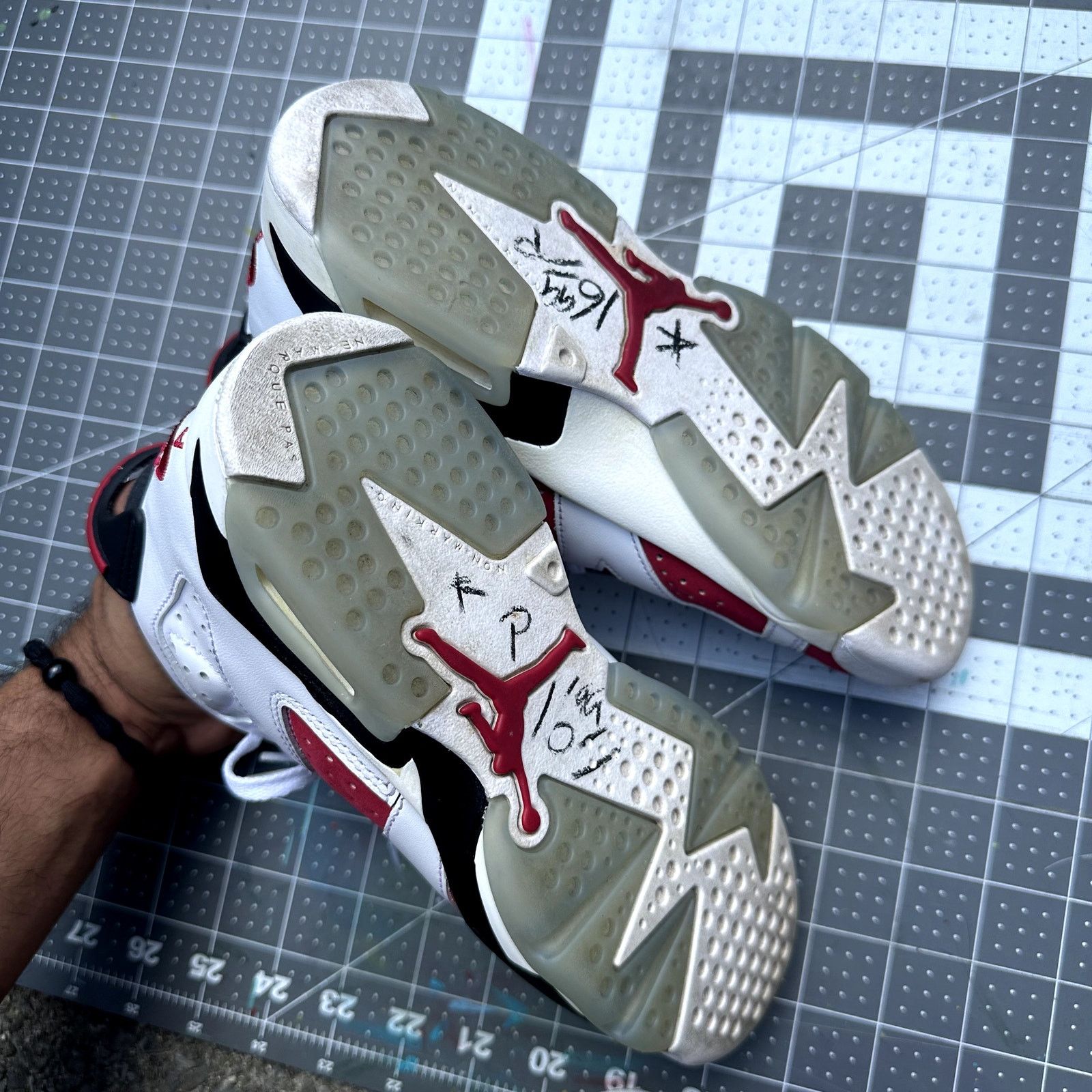 Jordan Brand Jordan 6 'Carmine' 2020/21 Size US 4 / IT 34 - 5 Thumbnail