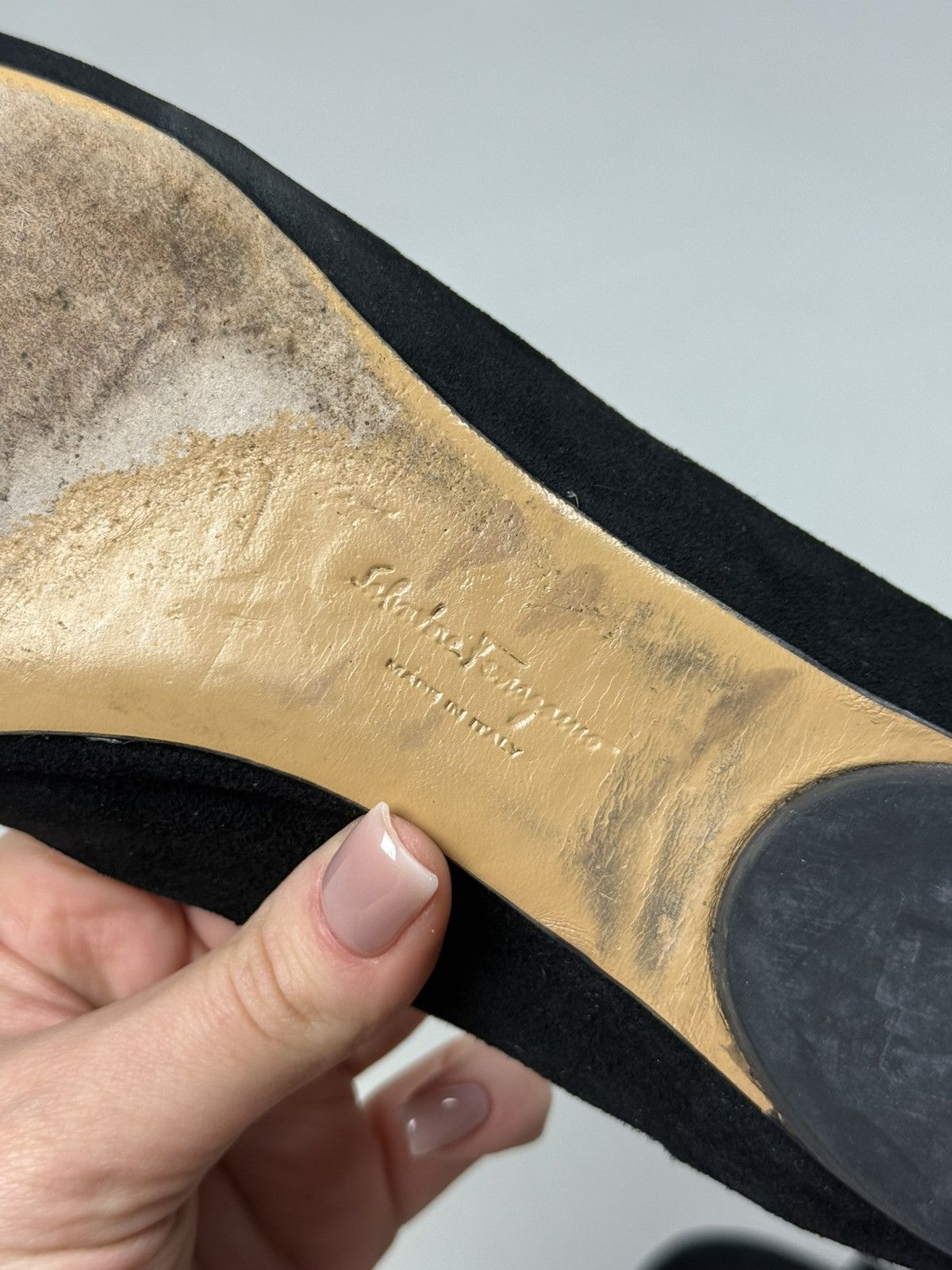 Salvatore Ferragamo Salvatore Ferragamo Ladies Suede Flats Ballets Shoes Size US 8.5 / IT 38.5 - 20 Thumbnail