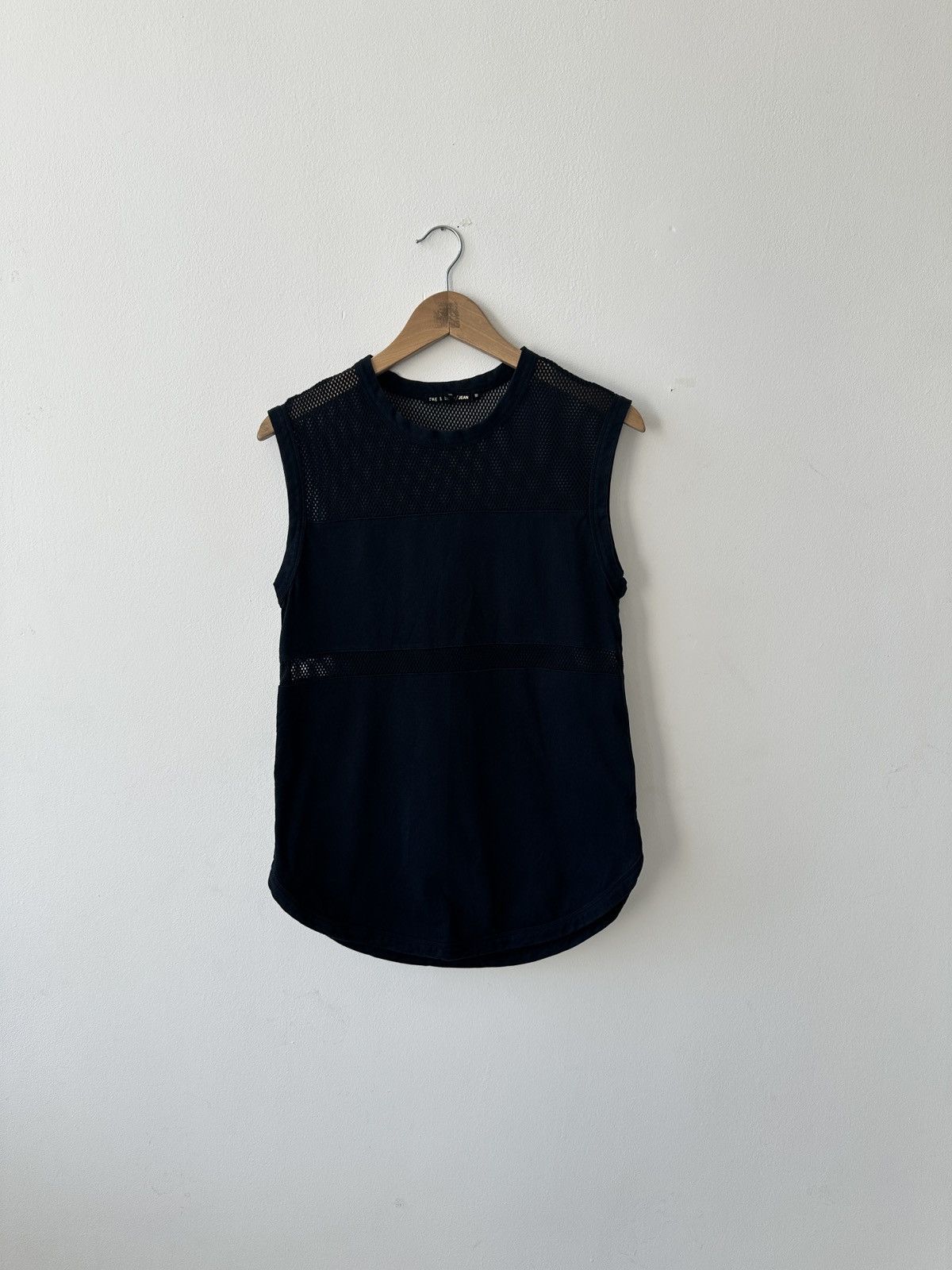 Rag & Bone Rag & Bone Tank Top Unisex Black Mesh Muscle Shirt Curve Hem Size M / US 6-8 / IT 42-44 - 1 Thumbnail