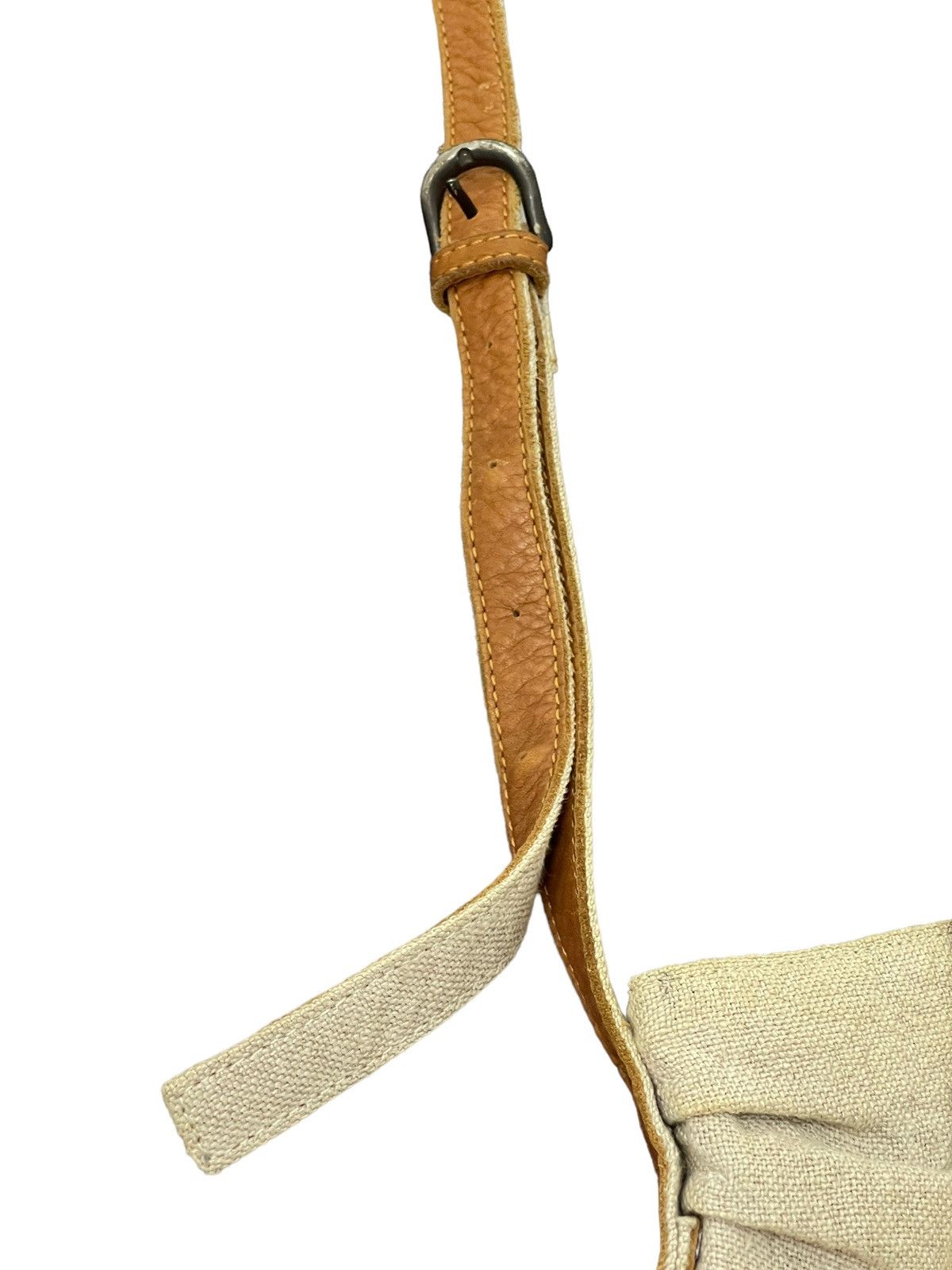 Japanese Brand Linen and Leather Arome de Muguet Messenger Bag Size ONE SIZE - 12 Thumbnail