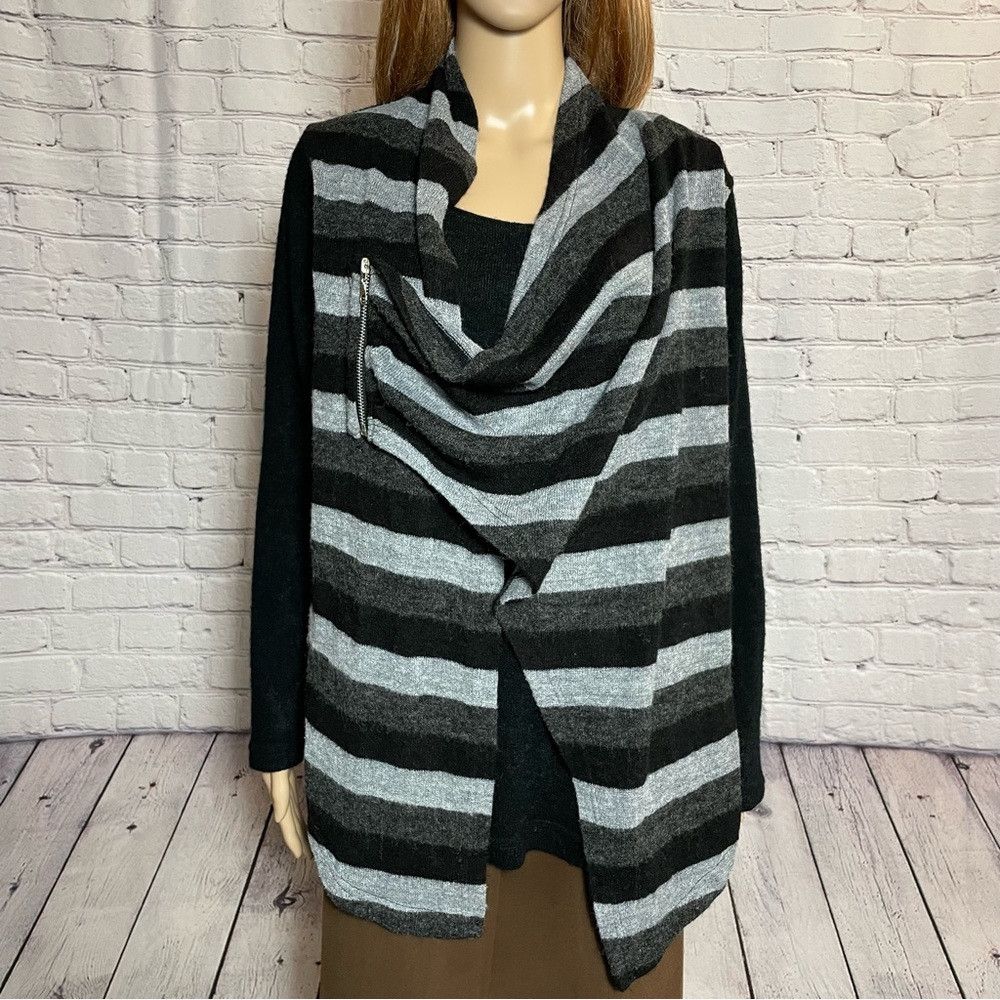 Other Panitti Striped Zip Detail Black Grey Sweater Cardigan Size Size M / US 6-8 / IT 42-44 - 1 Thumbnail