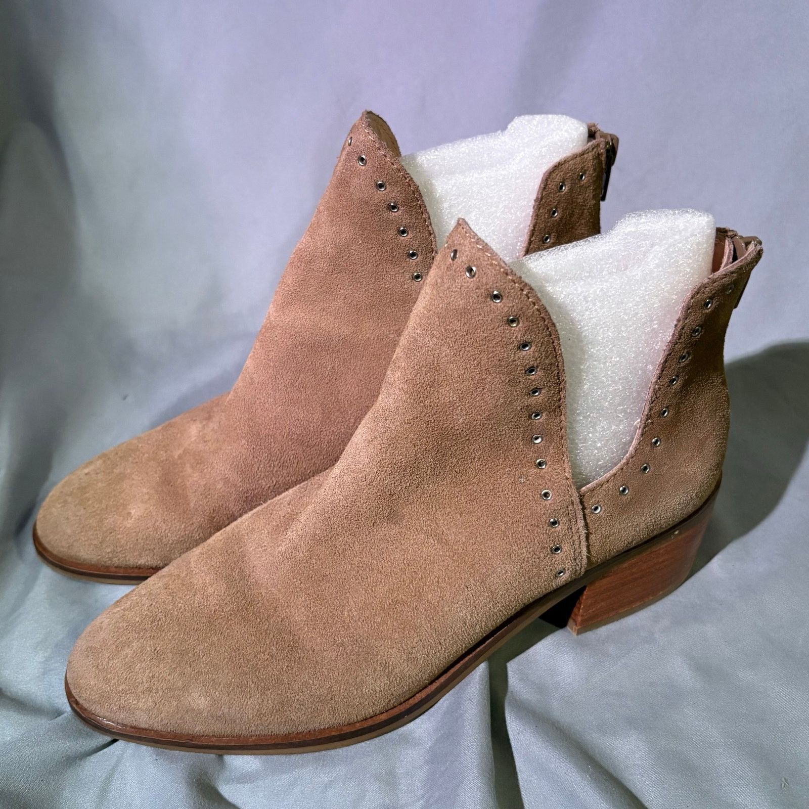 Other Chelsea & Violet Tan Suede Ankle Boots Studded Booties Sz 8 Size US 8 / IT 38 - 1 Thumbnail