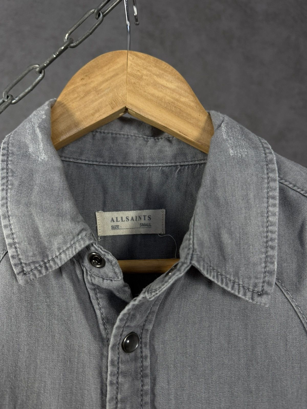 Allsaints Allsaints designer double pocket distressed shirt Size US S / EU 44-46 / 1 - 6 Thumbnail