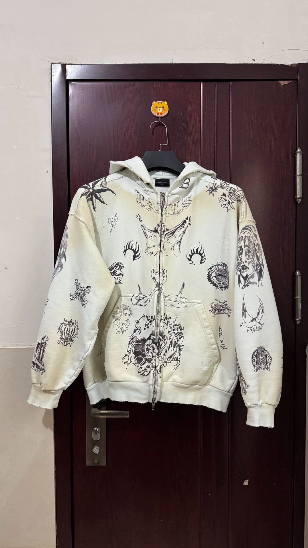 Balenciaga Balenciaga Tattoo Dyed Zip Hoodie XXS - dmc Size US XXS / EU 40 - 1 Thumbnail