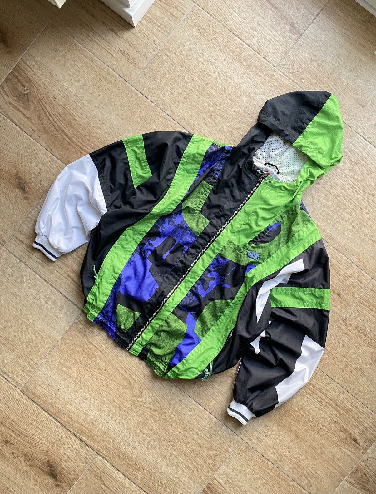 Nike Rare Vintage Nike Jacket Size US L / EU 52-54 / 3 - 8 Thumbnail