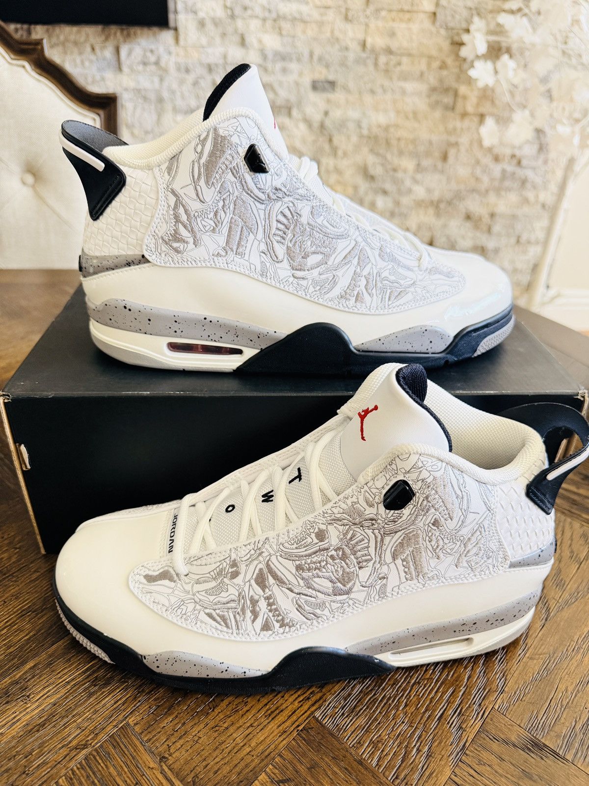 Jordan Brand Jordan Air Jordan Dub Zero White Cement Sneakers 311046-105 Size US 10 / EU 43 - 6 Thumbnail