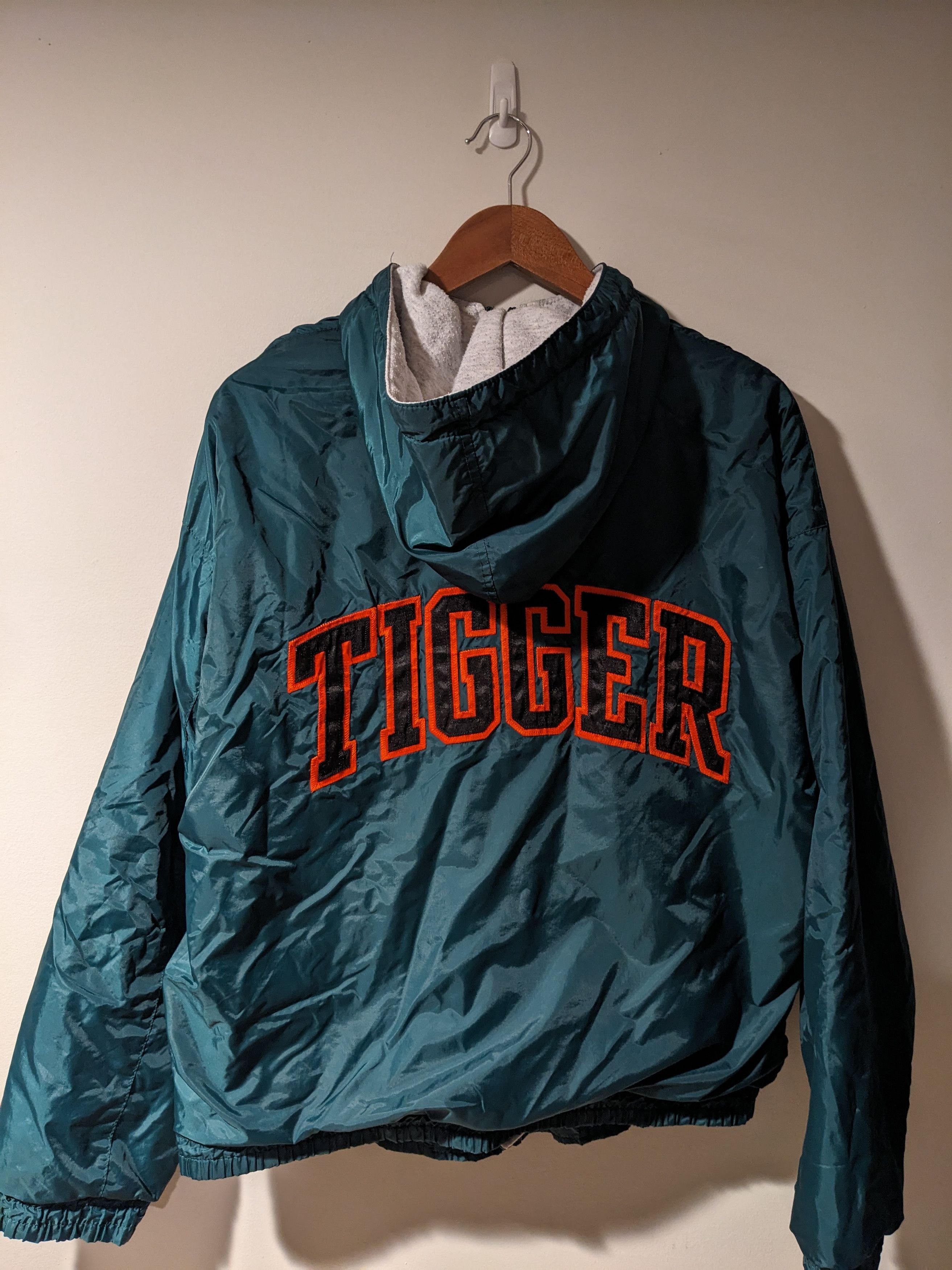 Disney × Vintage Vintage 90s Winnie the Pooh Tigger Disney Store Large Jacket Size US L / EU 52-54 / 3 - 6 Thumbnail