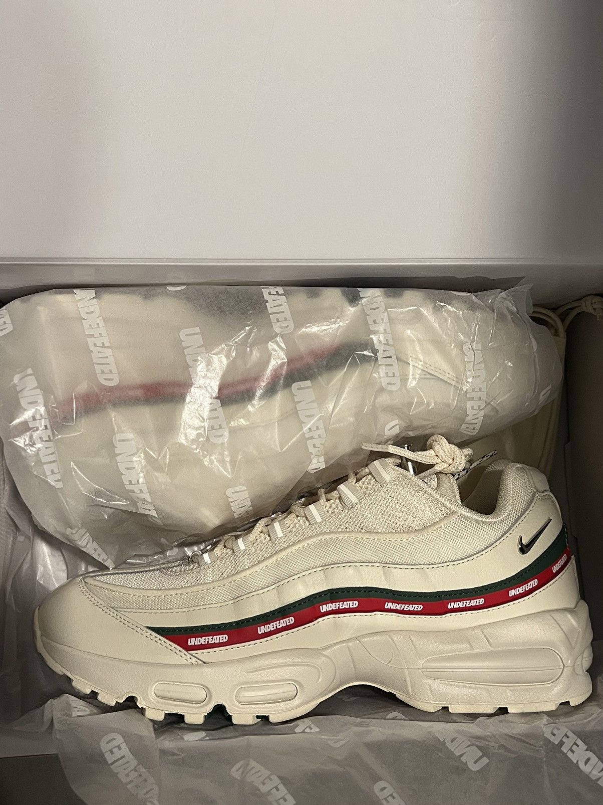 Undefeated Nike Air max 95 SP - SAIL/ METALLICSILVER