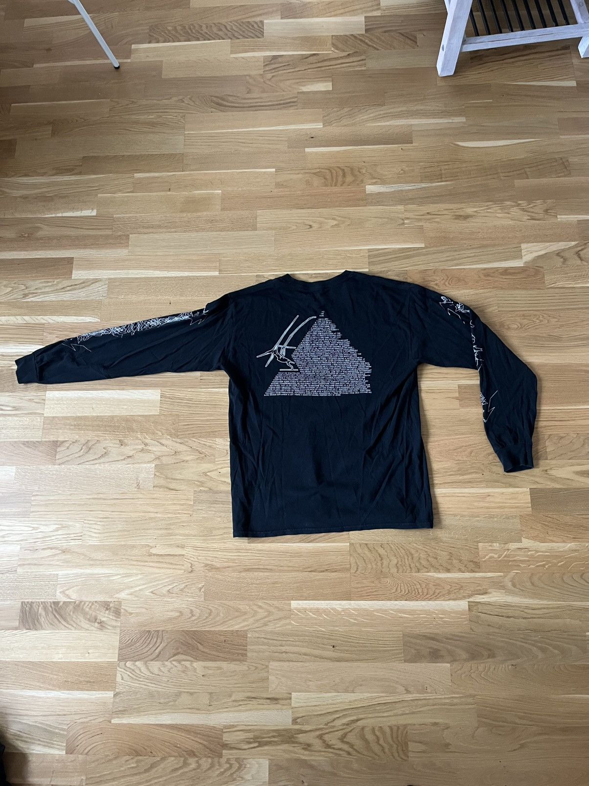 Band Tees Oneohtrix Point Never Garden of Delete L/S T-shirt | Grailed