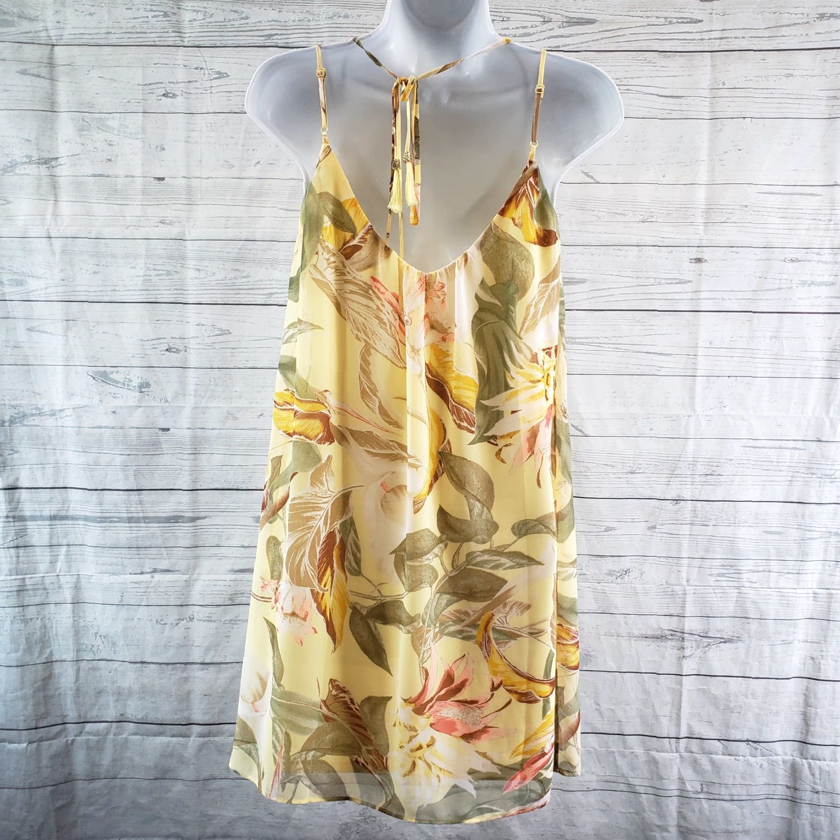 White House Black Market White House Black Market Womens Slip Dress Shirt? 4 Floral Pattern Sleeveless Yellow Pink Vintage: No Mens Womens Girls? Size S / US 4 / IT 40 - 4 Thumbnail