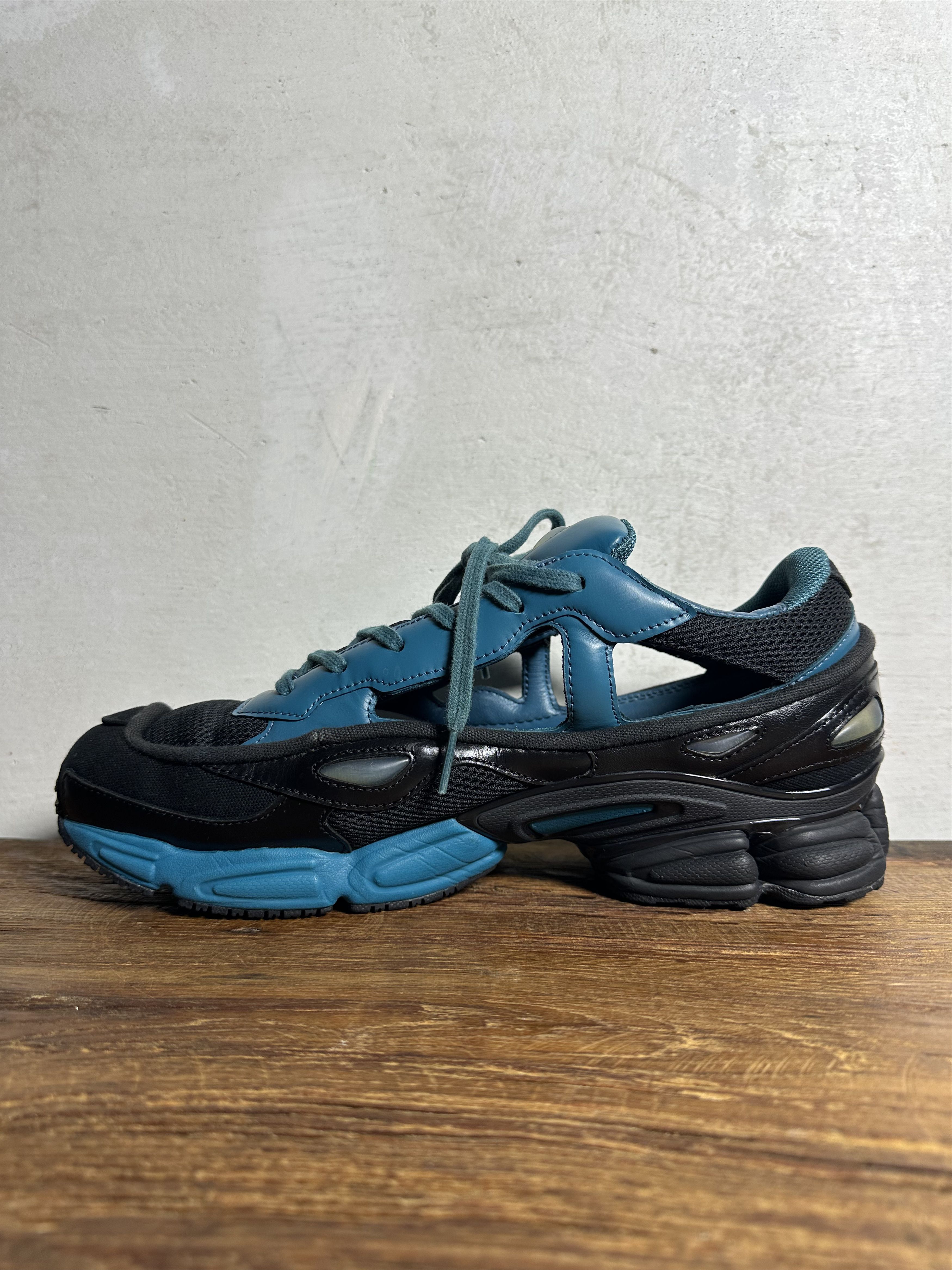 Adidas × Raf Simons Raf Simons x Replicant Ozweego Black Colonial Blue Size US 10 / EU 43 - 5 Thumbnail