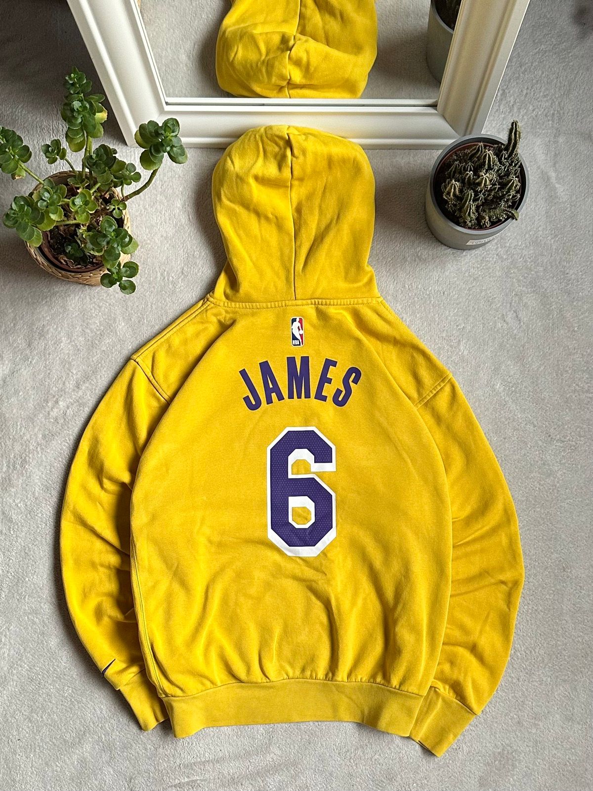 Pre-owned Lakers X Nike Lakers James 6 Big Logo Streetwear Hoodie In Yellow