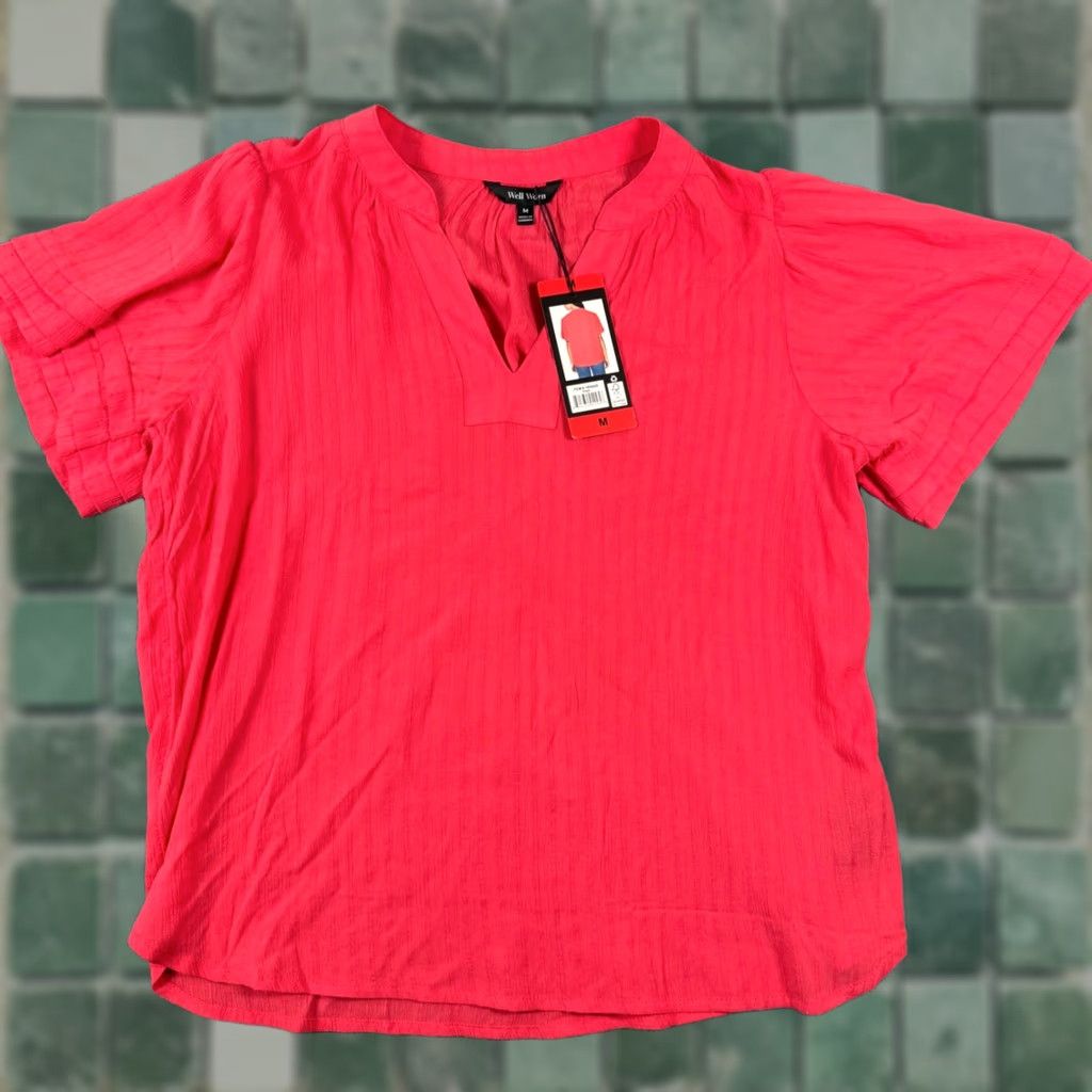 Vintage VINTAGE Well Worn Pink Textured V-Neck Flutter Sleeve Blouse M Women's Short Sleeve Lightweight Spring Summer Size M / US 6-8 / IT 42-44 - 1 Thumbnail