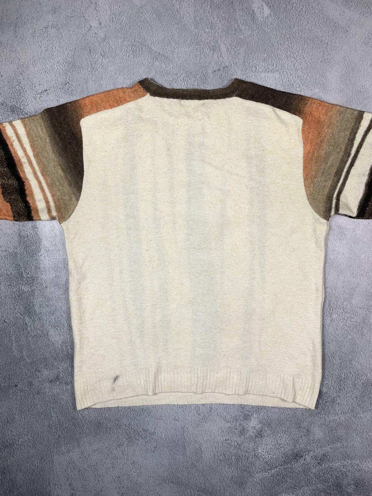 Other Vintage 90s Coloured sweater Japanese streetwear size L Size US L / EU 52-54 / 3 - 8 Thumbnail