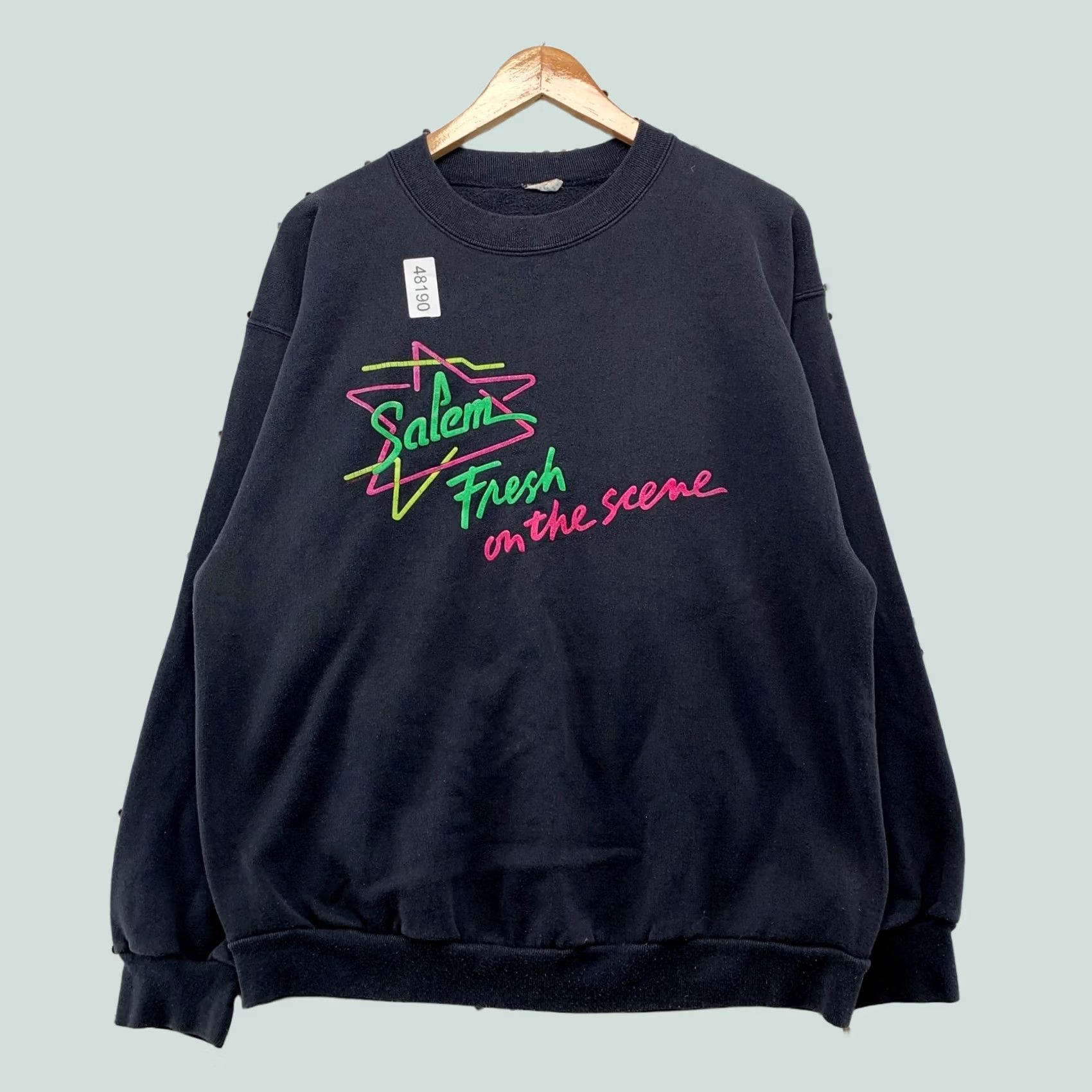 Vintage VINTAGE Salem Sweatshirt Mens Large Black Fresh On The Scene Cigarette Promo USA Shirt Mens L Black 80s USA Size US L / EU 52-54 / 3 - 1 Thumbnail