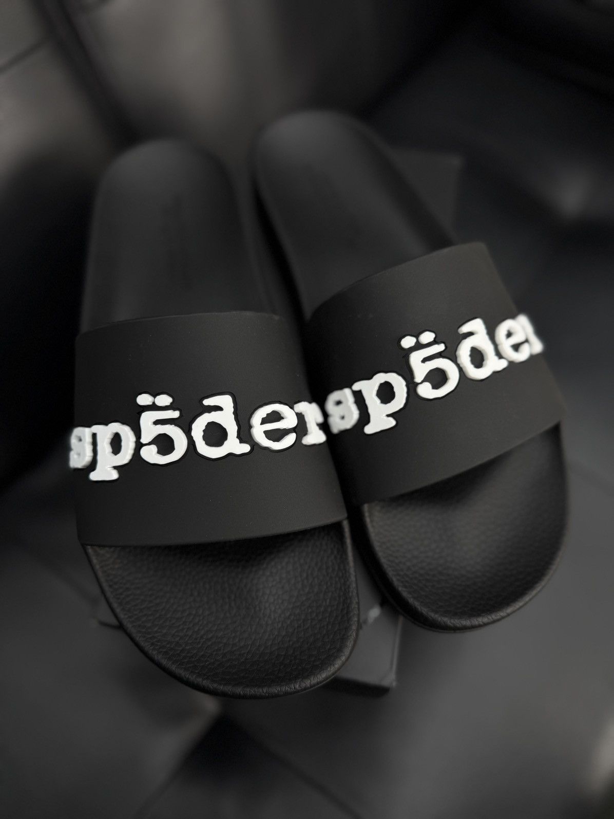 Sp5der Sp5der Slides Slip On Black Size 12 (Brand New) Size US 12 / EU 45 - 1 Thumbnail