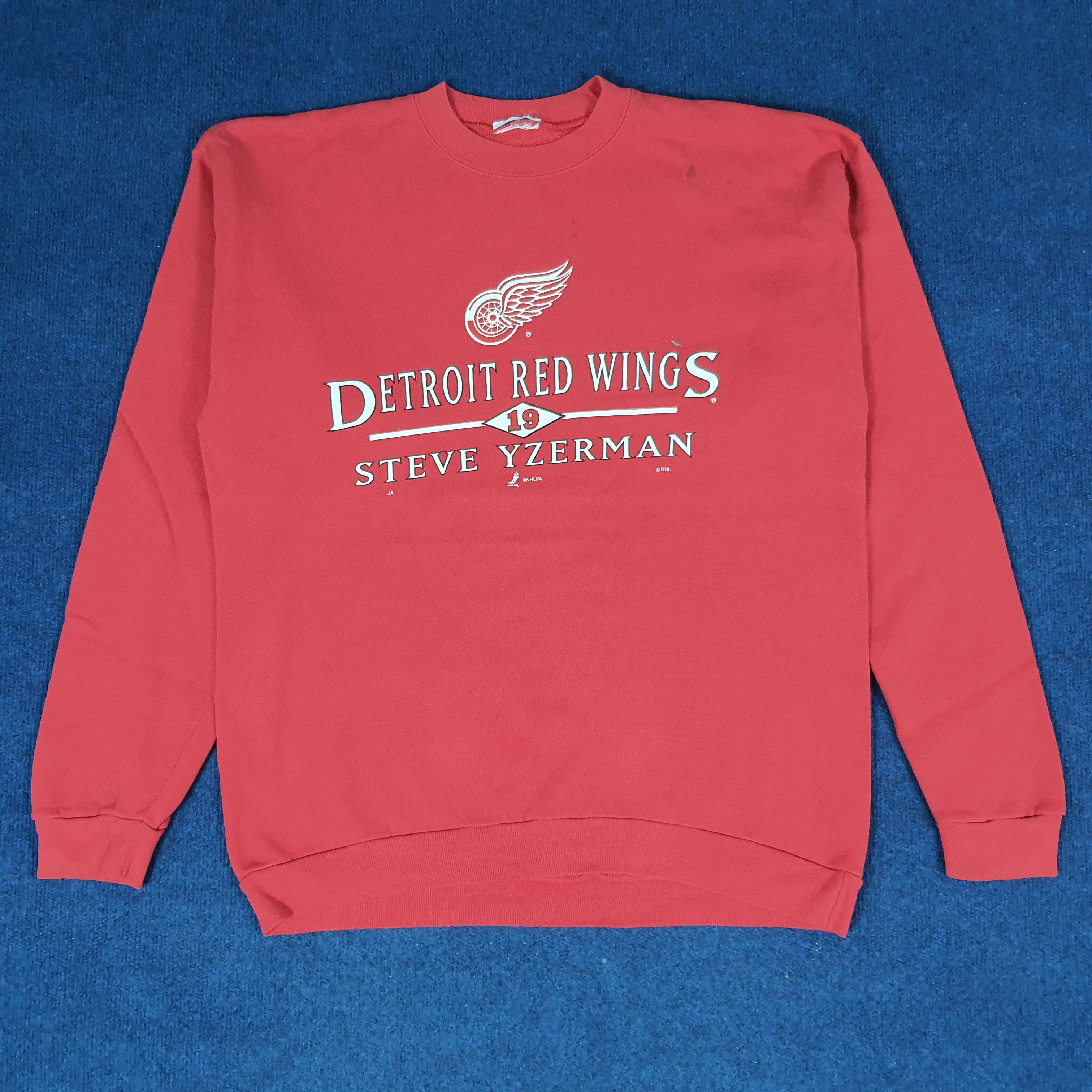 NHL × Red Wing × Vintage Vintage NHL Detroit Red Wings Steve Yzerman Sweatshirts Size US M / EU 48-50 / 2 - 1 Thumbnail