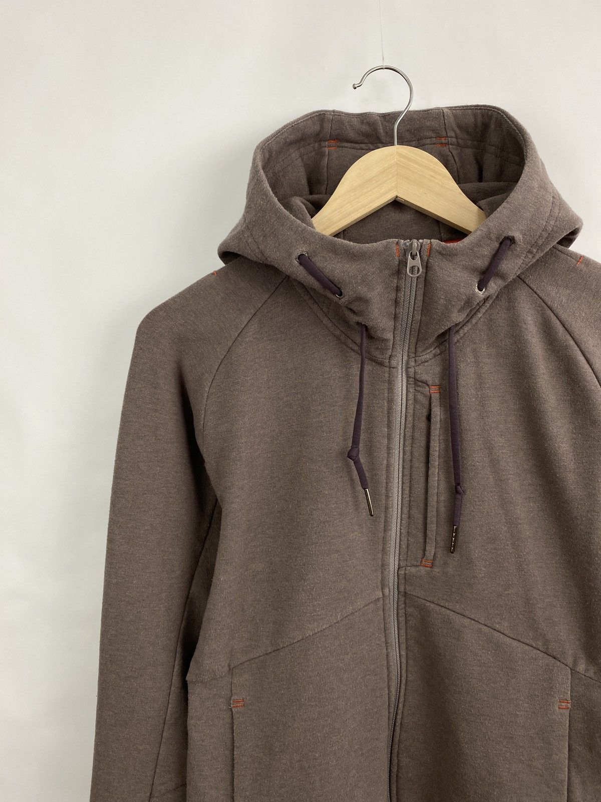Arc'teryx 🇺🇸 Vintage Y2K Arc’teryx Women’s Zip Hoodie Rare Retro Hype Size M / US 6-8 / IT 42-44 - 3 Thumbnail
